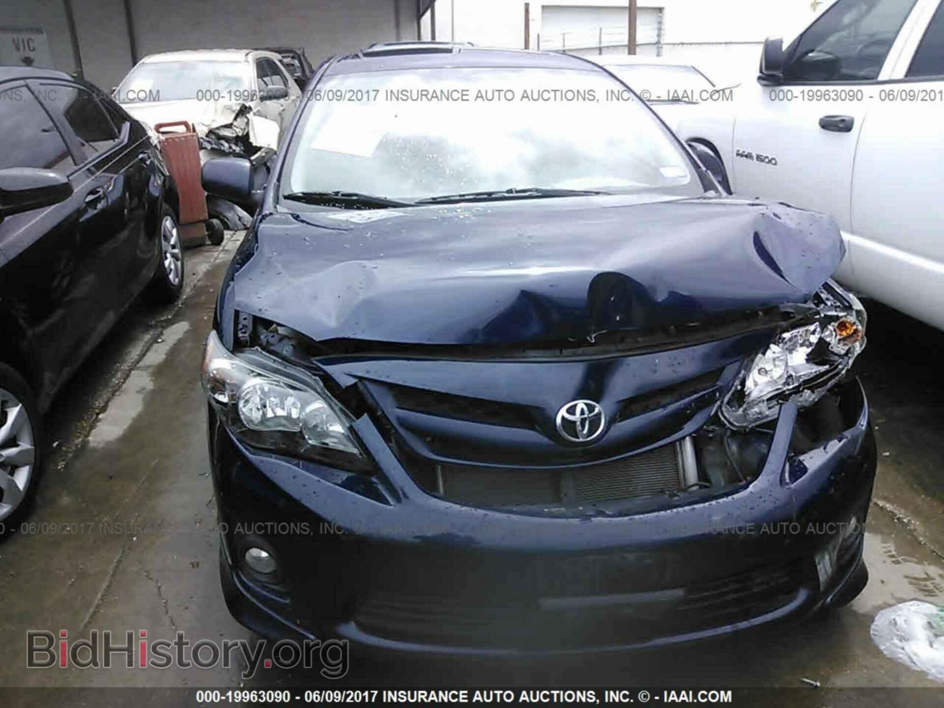 2011 Toyota Corolla - VIN: 2T1BU4EE9BC700665 - Photo 6