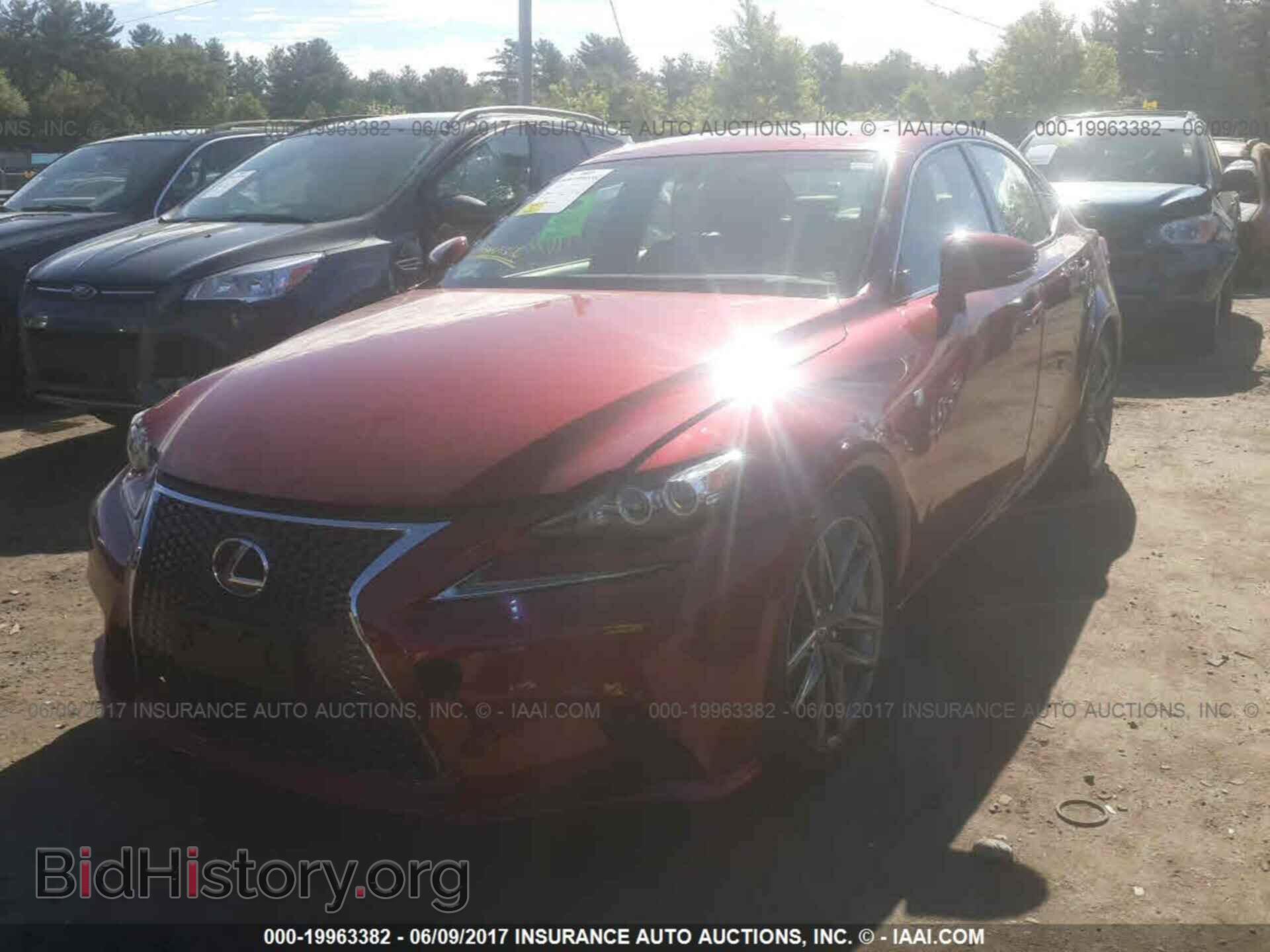 2015 Lexus Is - VIN: JTHCF1D27F5023024 - Фото 2