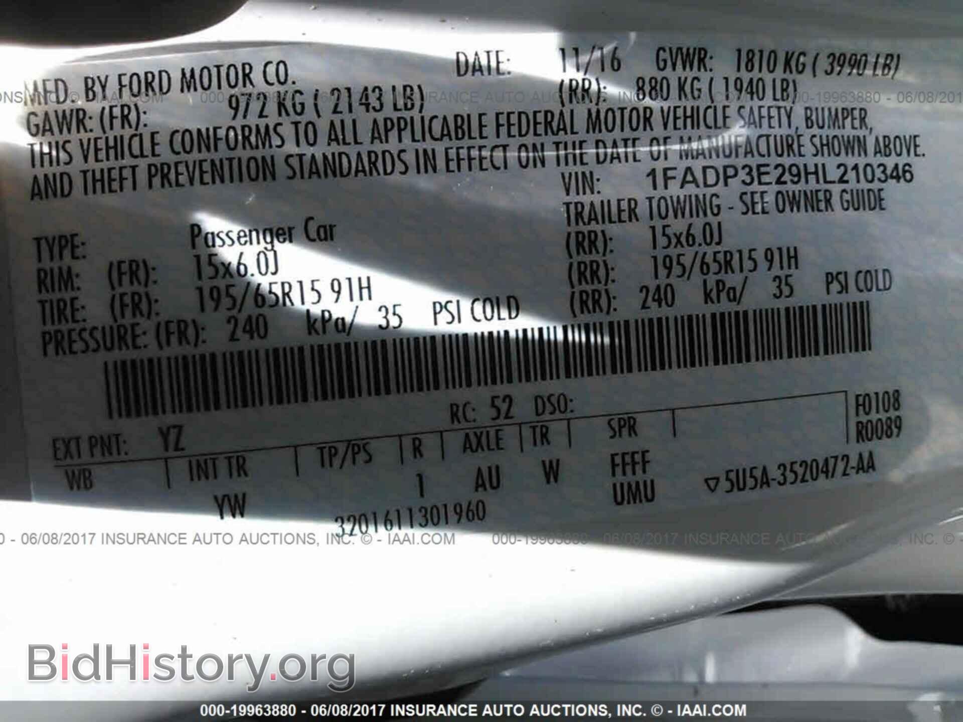 2017 Ford Focus - VIN: 1FADP3E29HL210346 - Photo 9