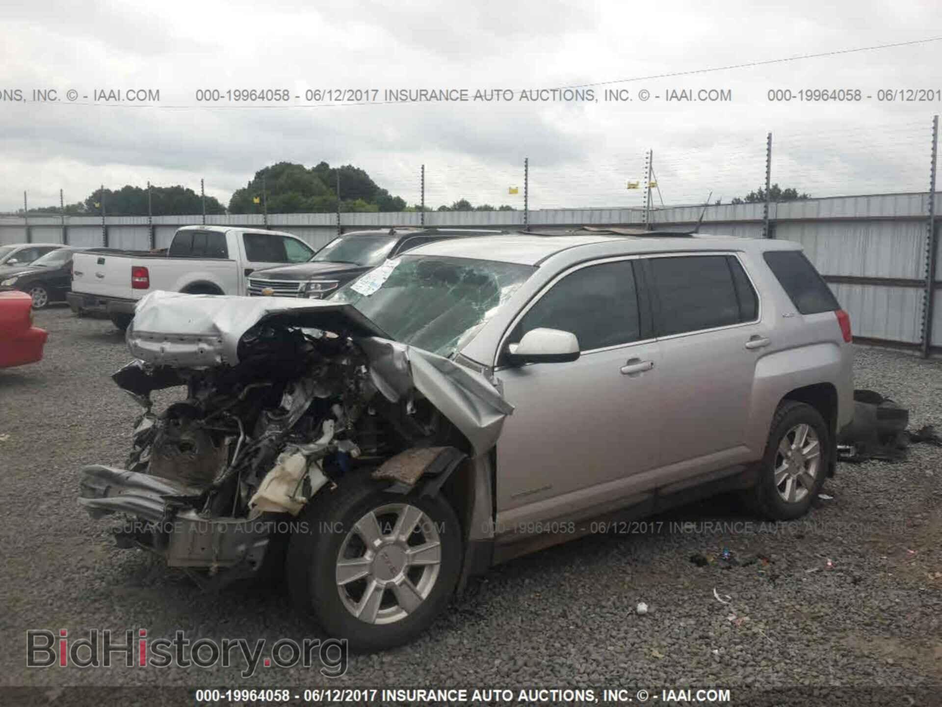 2011 Gmc Terrain - VIN: 2CTALMECXB6294186 - Photo 2