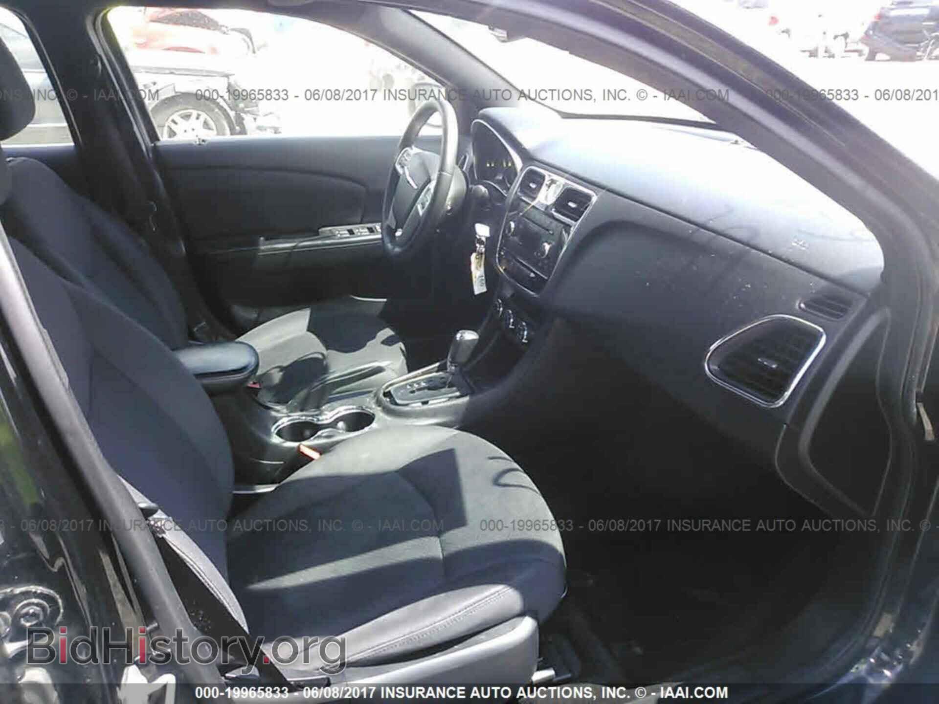 2013 Chrysler 200 - VIN: 1C3CCBBG5DN720000 - Photo 5