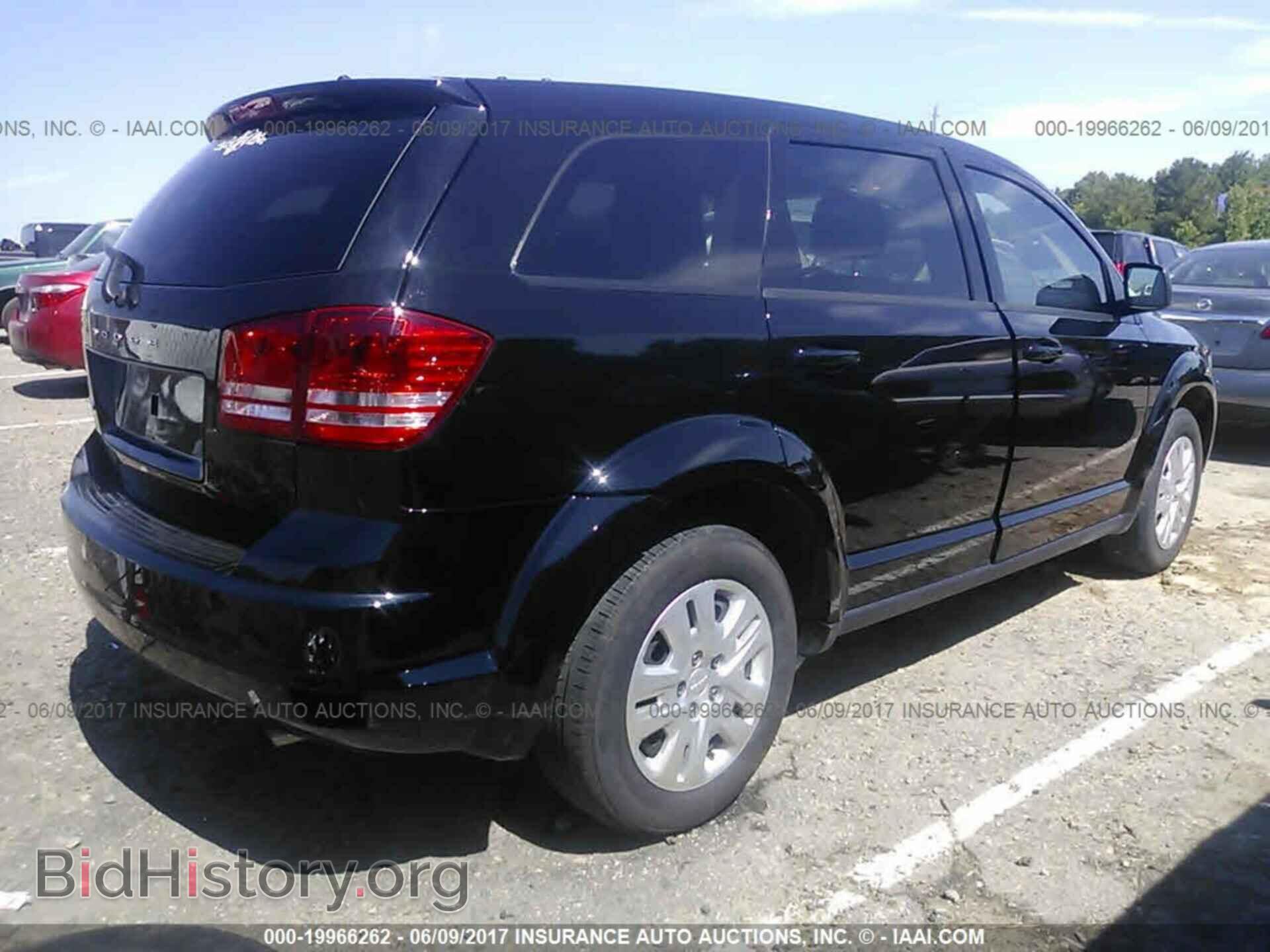 2017 Dodge Journey - VIN: 3C4PDCAB6HT560236 - Фото 4
