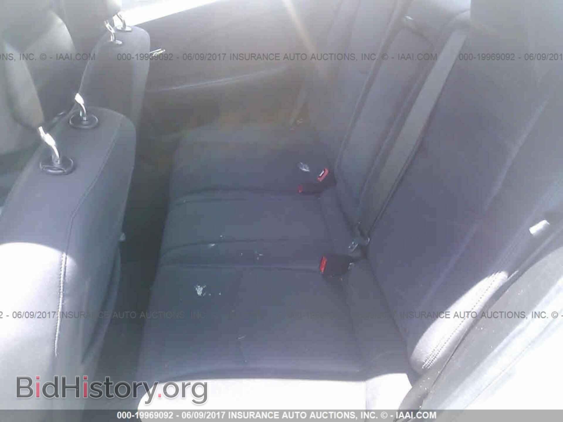 2013 Chrysler 200 - VIN: 1C3CCBAB8DN648358 - Photo 8