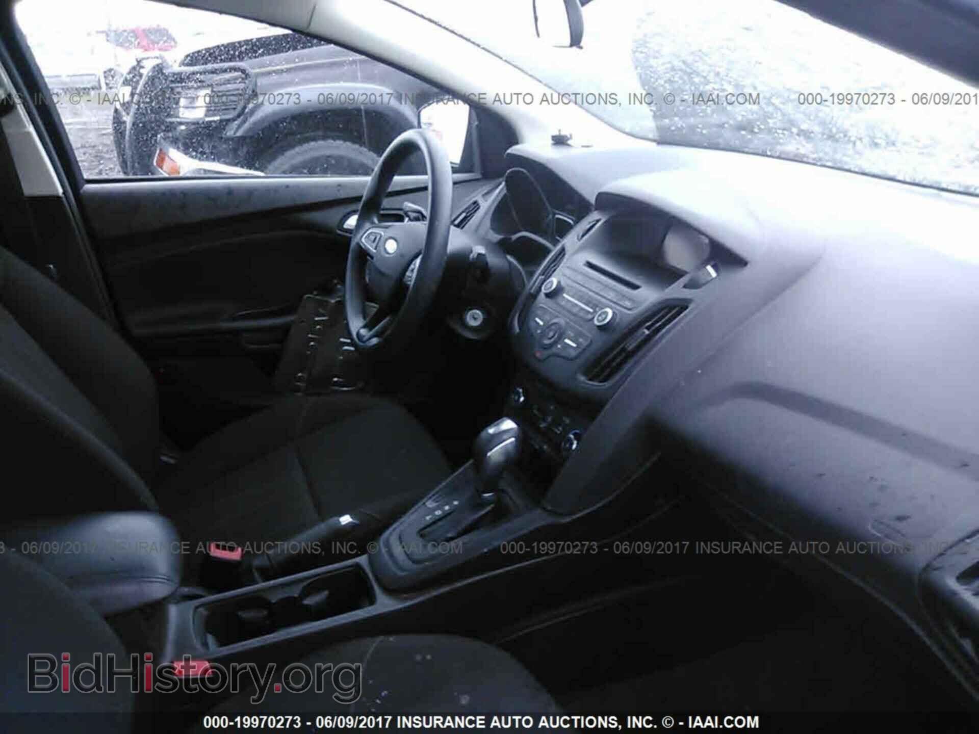 2016 Ford Focus - VIN: 1FADP3F22GL282843 - Фото 5