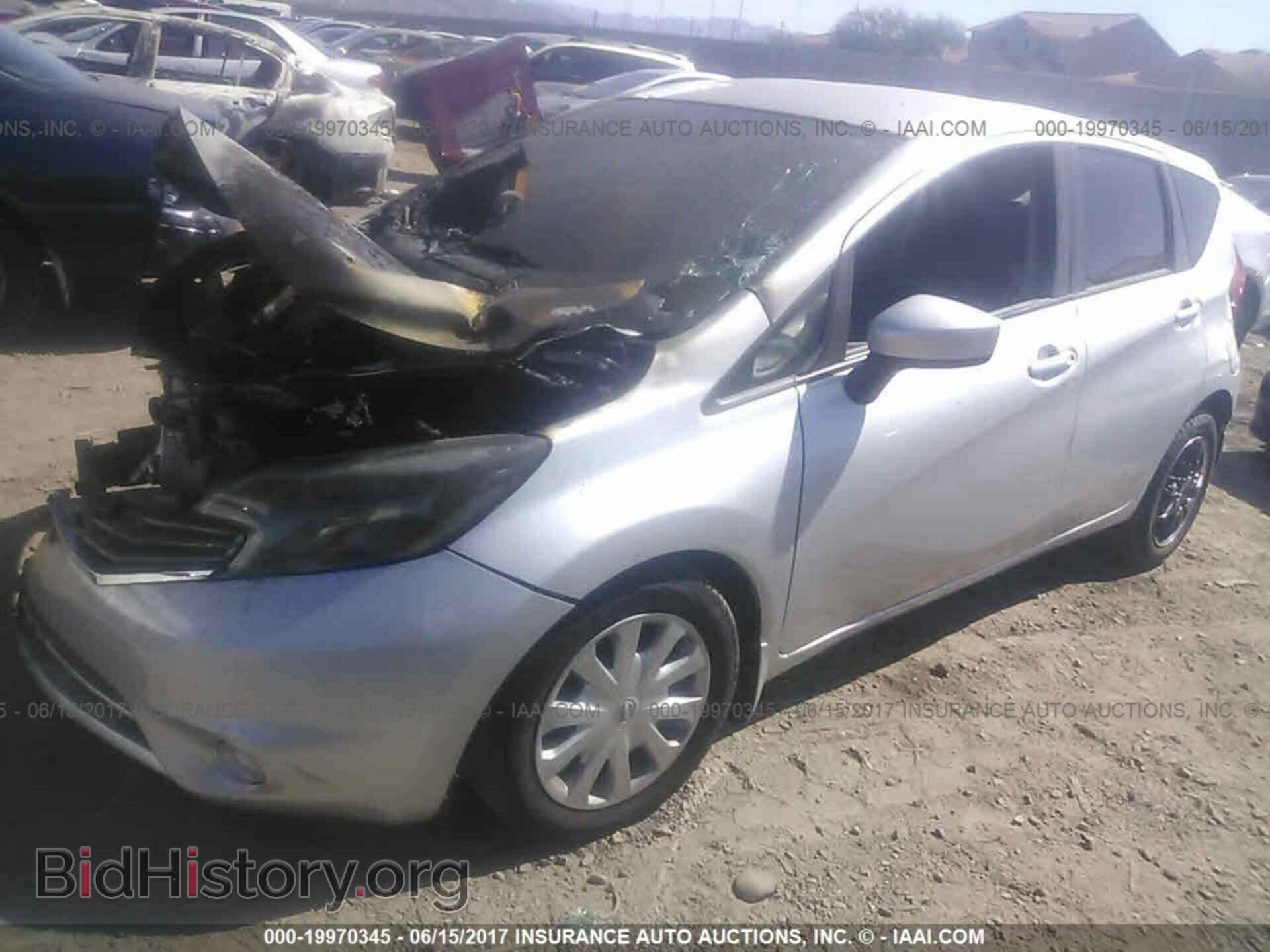 2016 Nissan Versa note - VIN: 3N1CE2CP6GL368346 - Фото 2