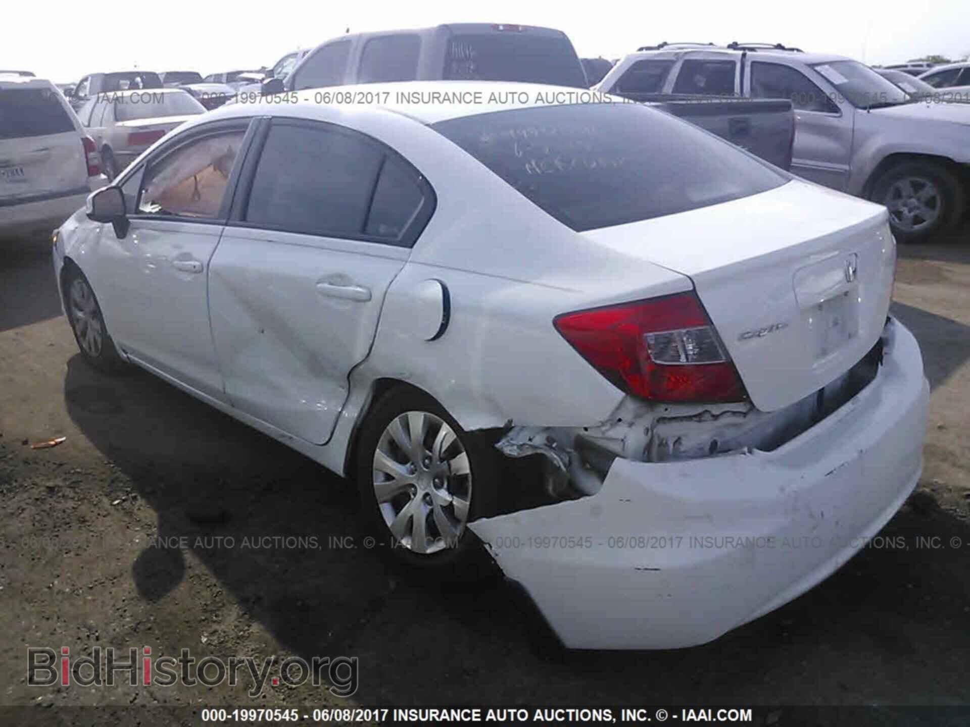 2012 Honda Civic - VIN: 2HGFB2F54CH603425 - Фото 3