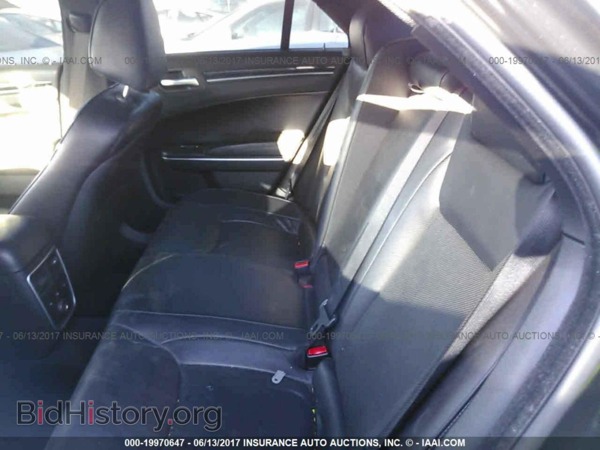 2014 Chrysler 300c - VIN: 2C3CCAKGXEH171897 - Фото 8