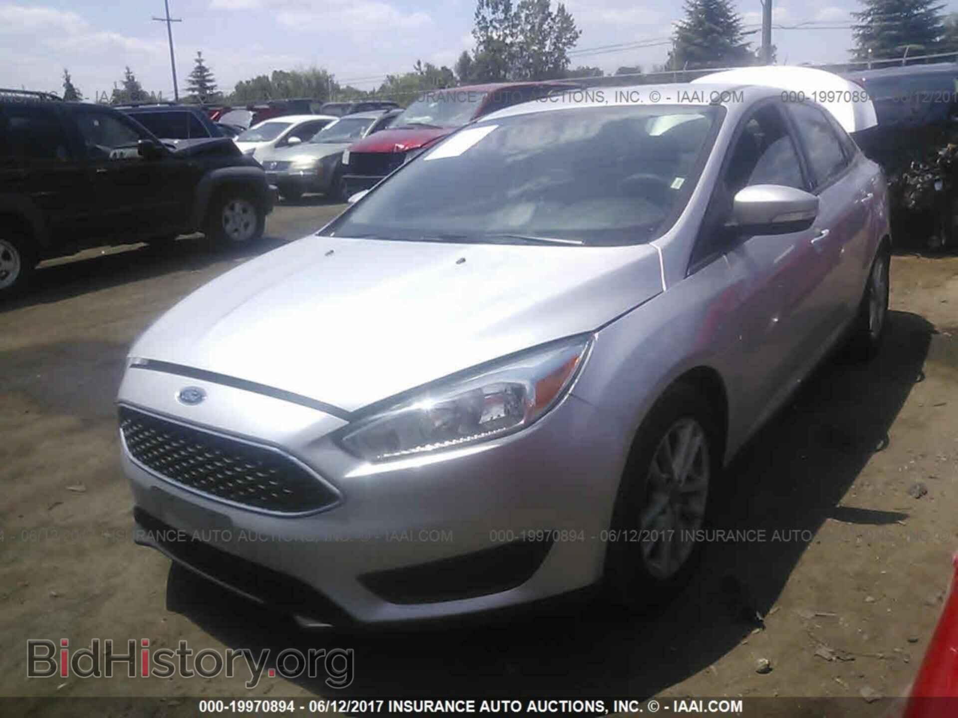 2015 Ford Focus - VIN: 1FADP3F27FL276504 - Фото 2