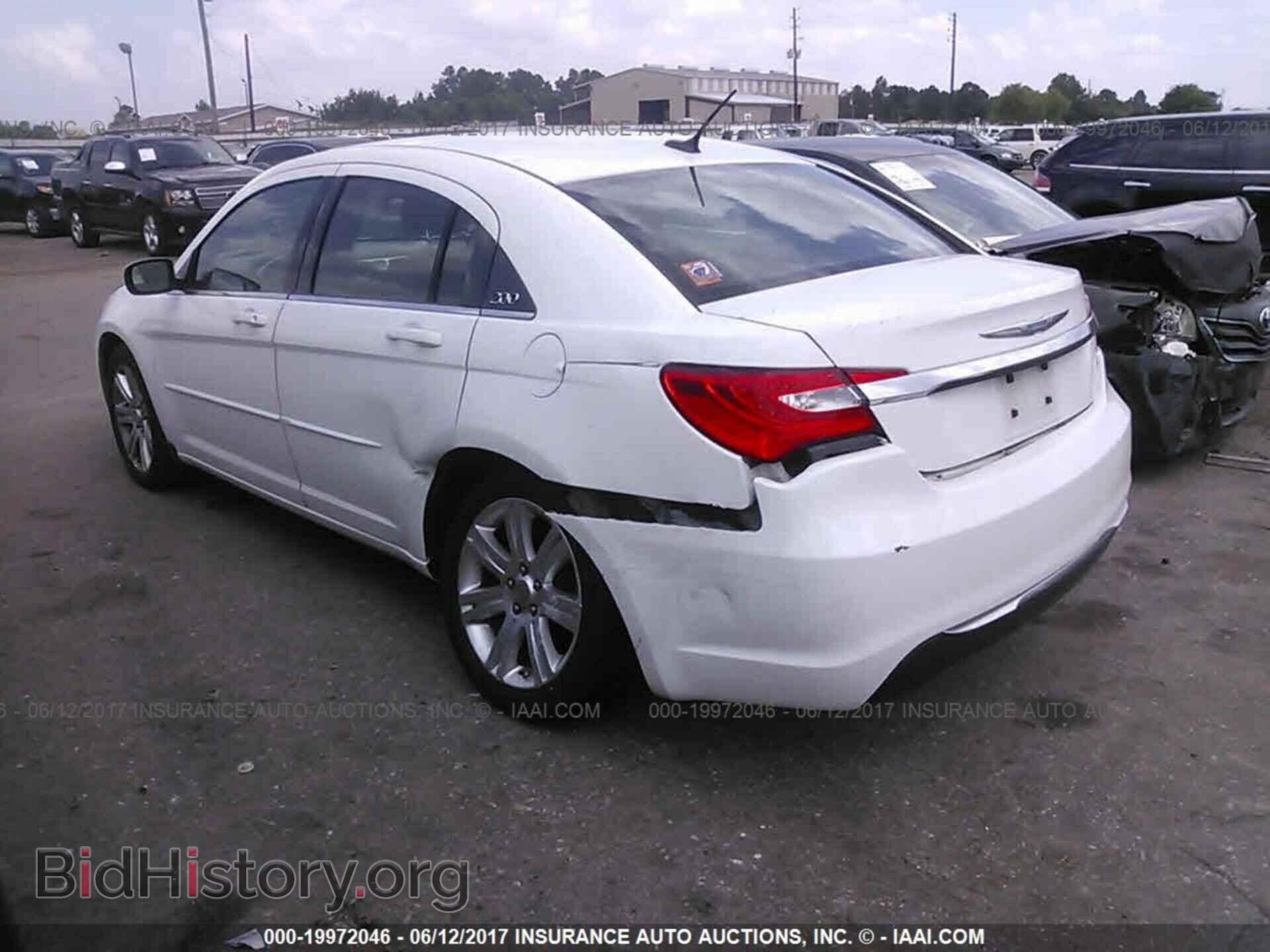 2012 Chrysler 200 - VIN: 1C3CCBAB3CN317072 - Фото 3
