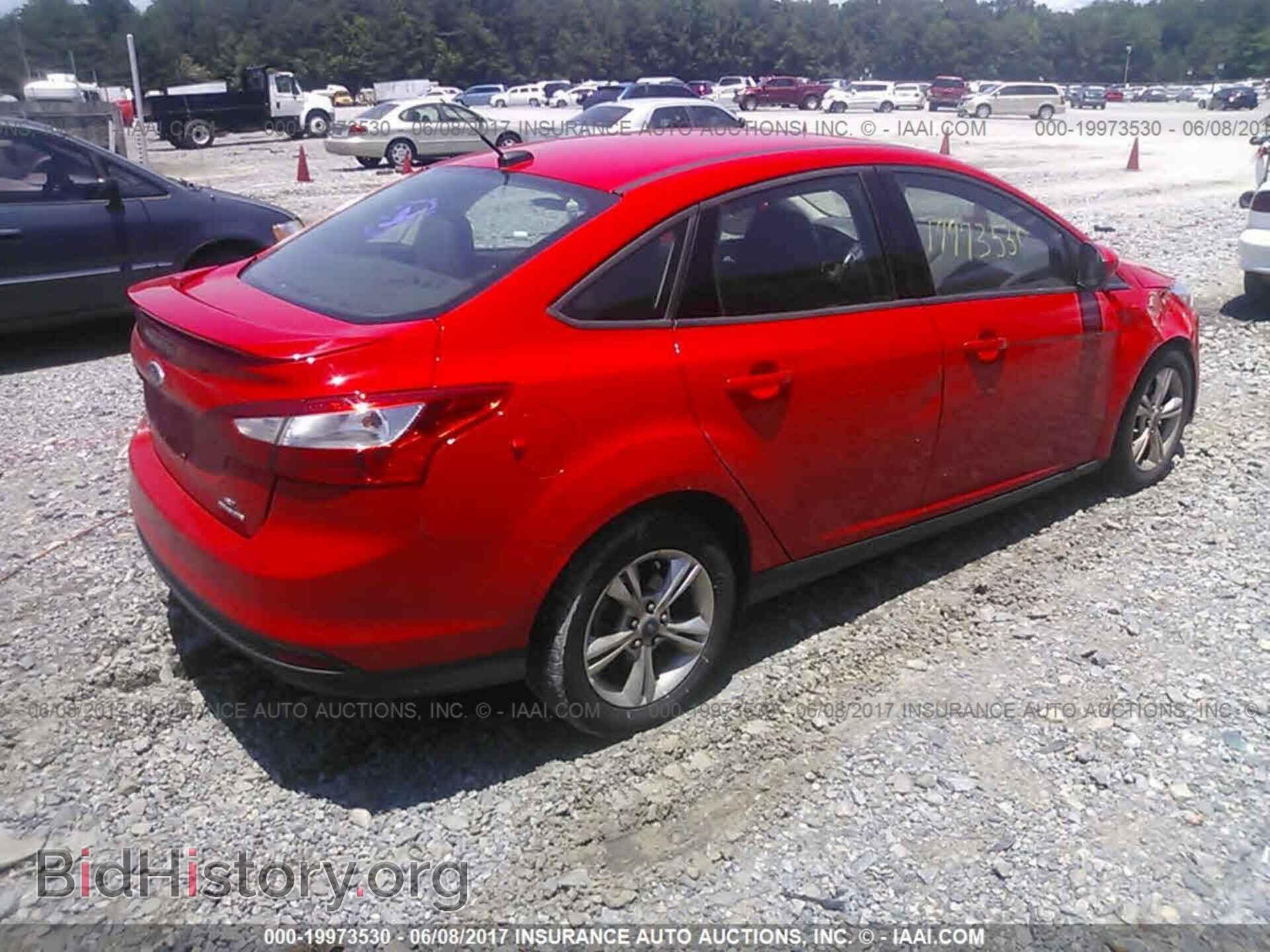 2012 Ford Focus - VIN: 1FAHP3F29CL407784 - Photo 4