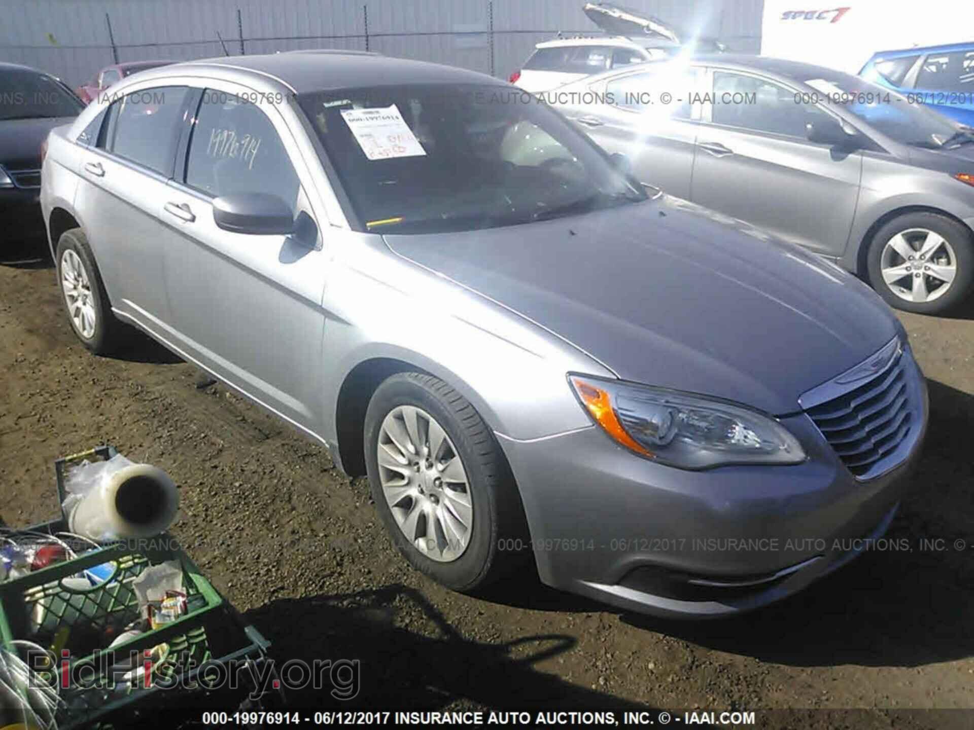 Photo 1C3CCBAB1DN642014 - Chrysler 200 2013