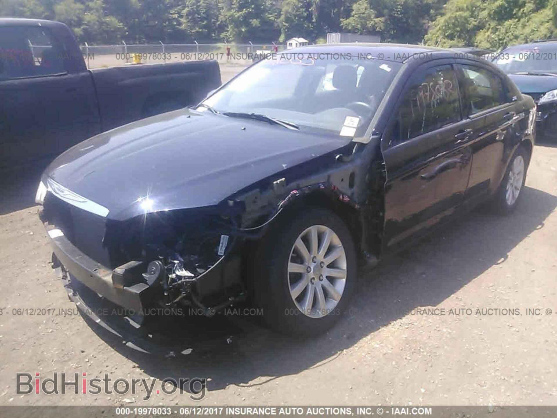 2012 Chrysler 200 - VIN: 1C3CCBBB4CN108681 - Фото 2