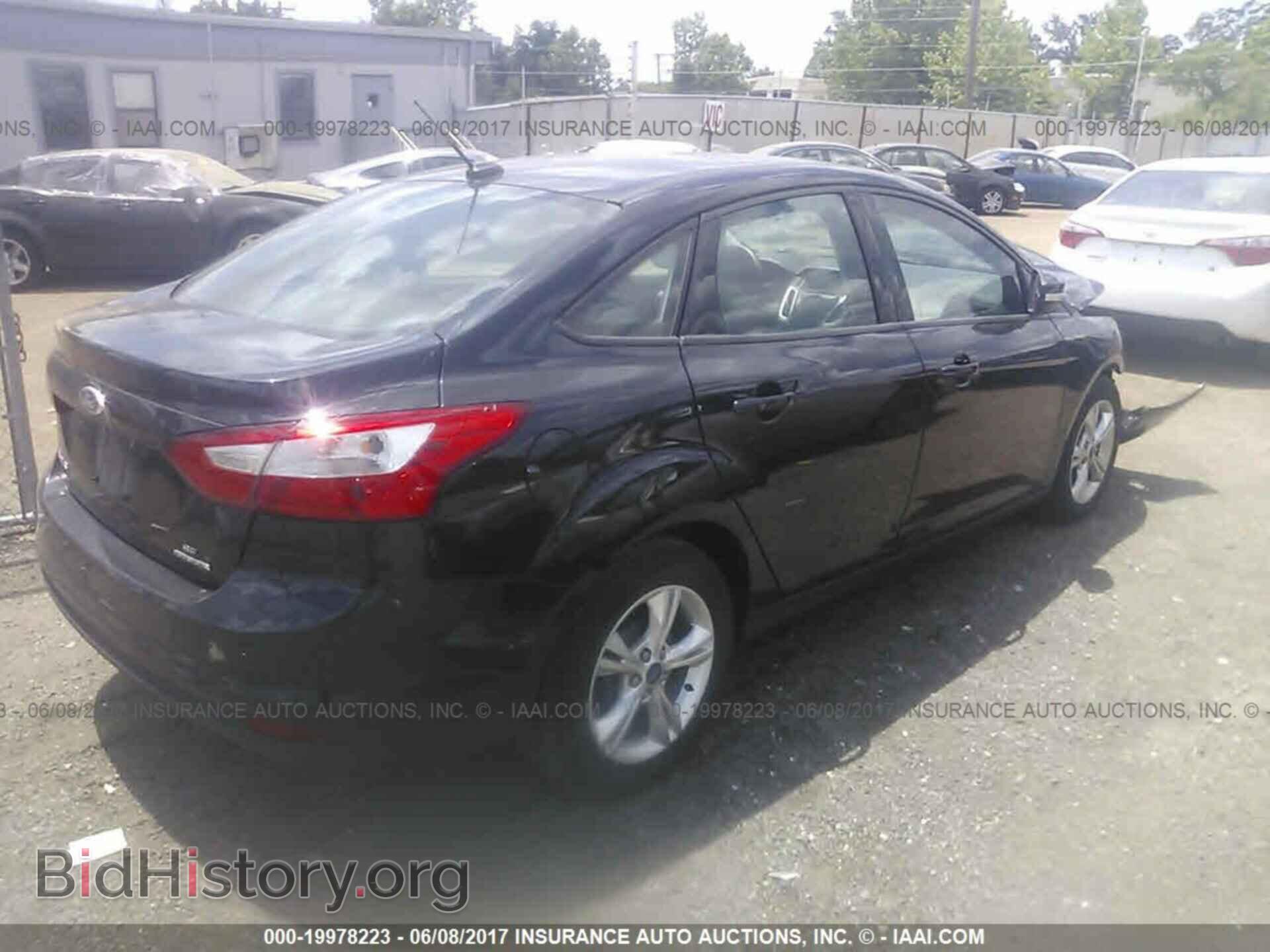2013 Ford Focus - VIN: 1FADP3F2XDL338295 - Фото 4