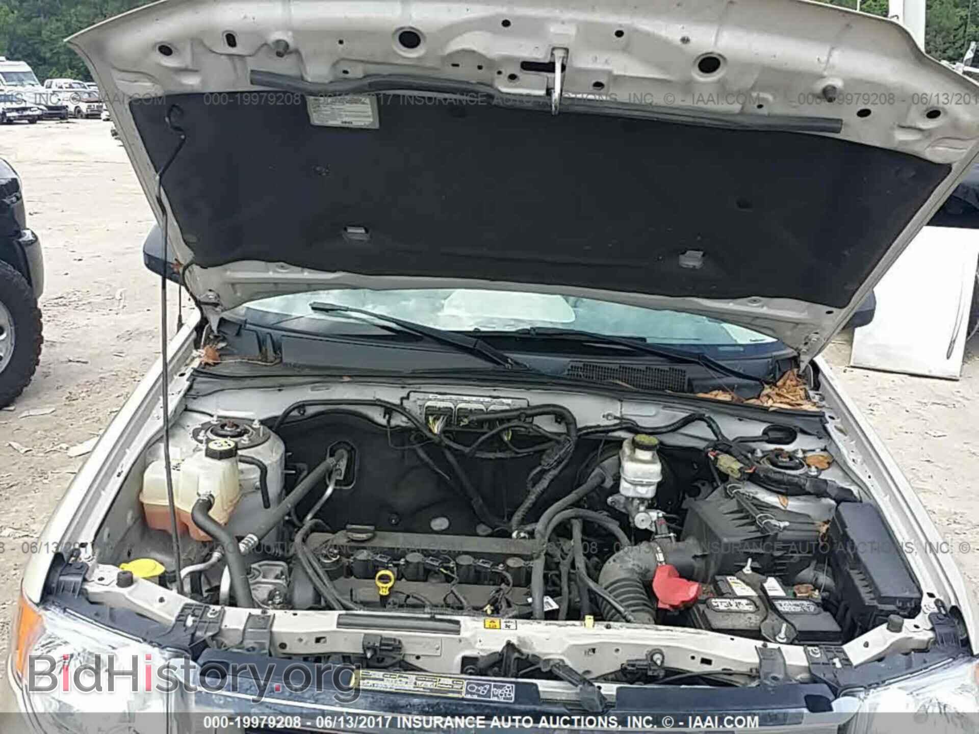 2012 Ford Escape - VIN: 1FMCU0C79CKC52277 - Photo 10