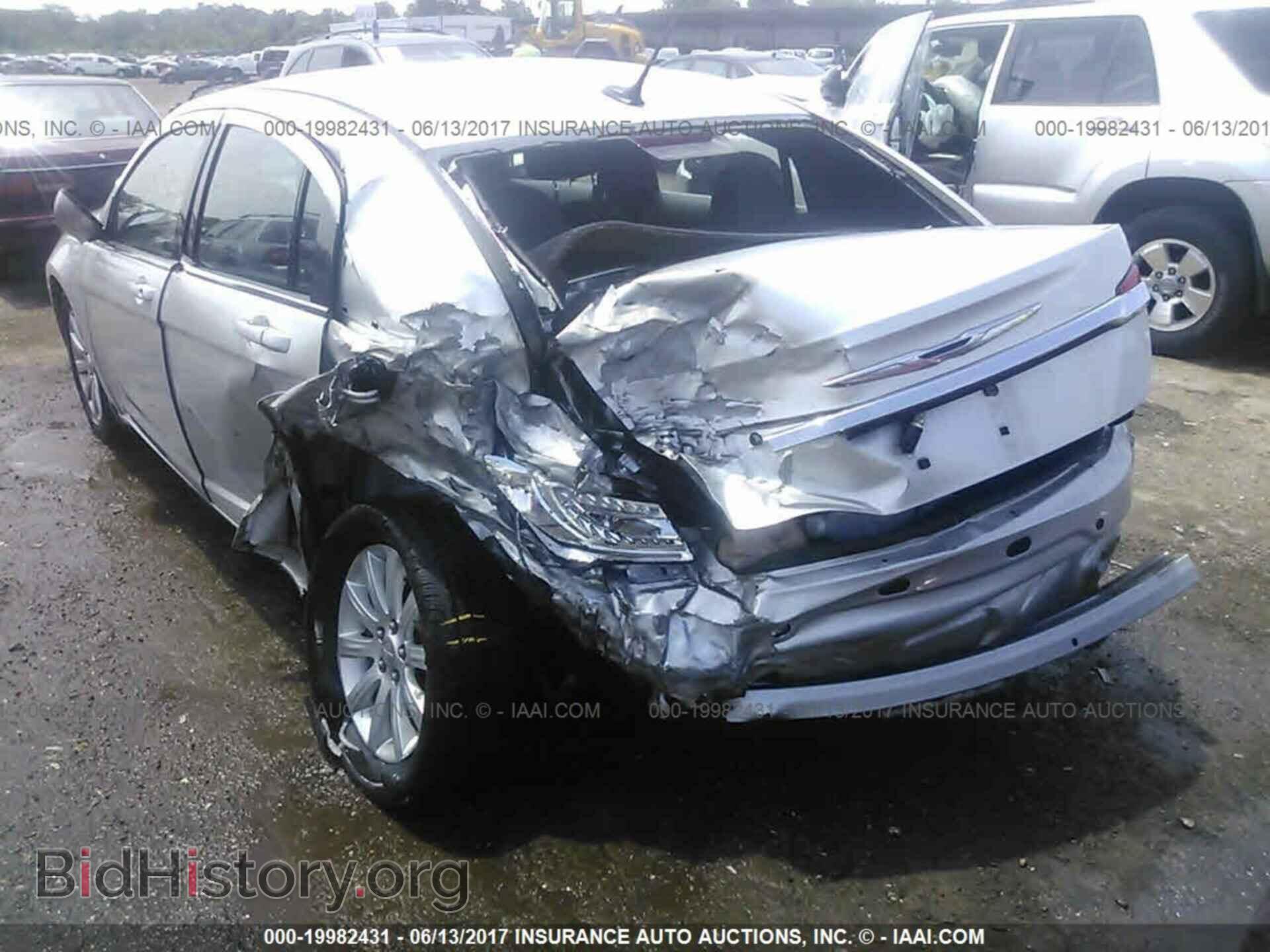 2012 Chrysler 200 - VIN: 1C3CCBBB1CN137832 - Фото 6