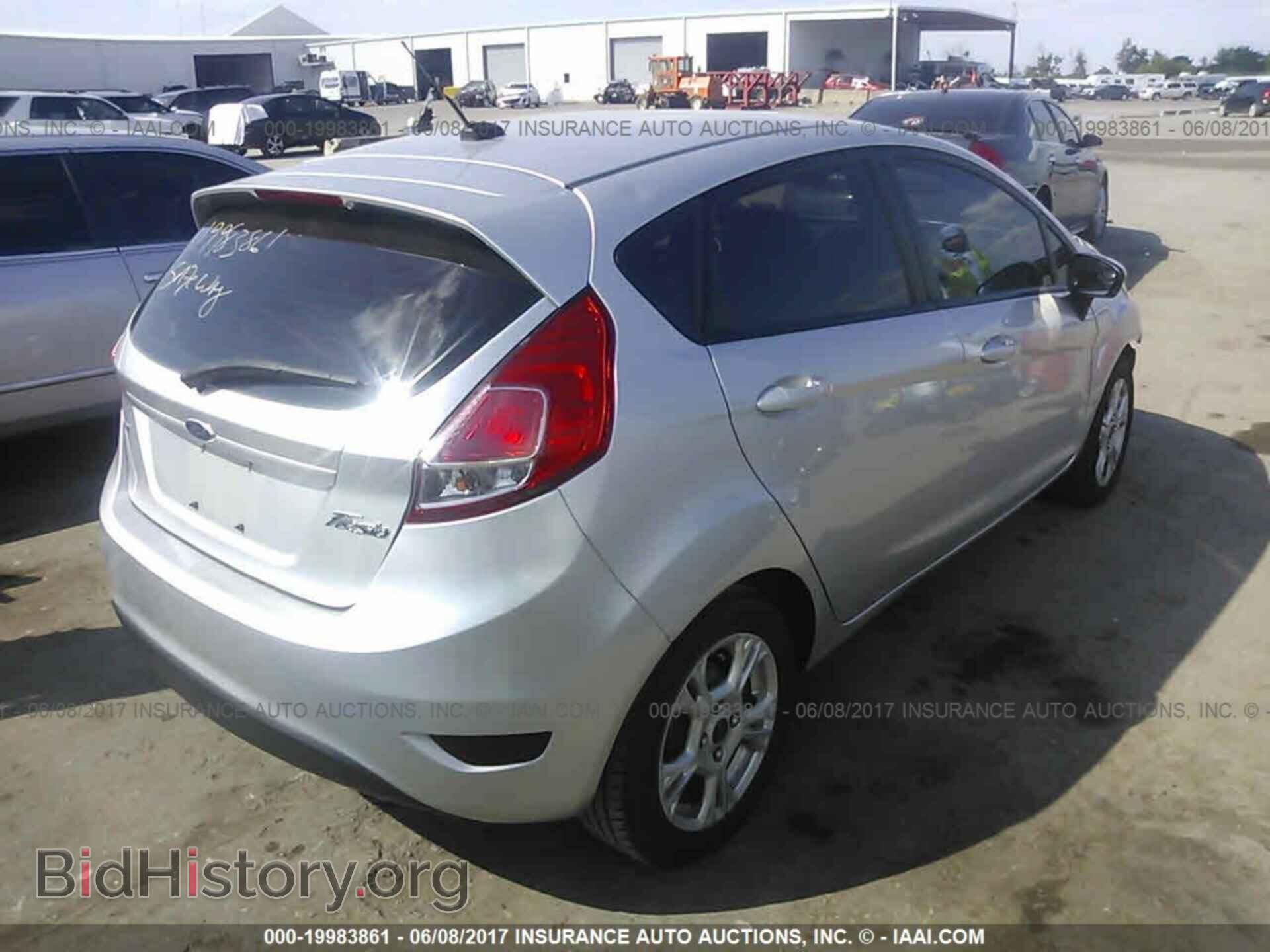 2014 Ford Fiesta - VIN: 3FADP4EJ3EM241387 - Фото 4