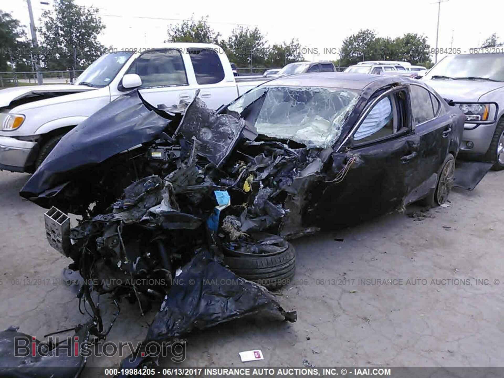 2012 Lexus Is - VIN: JTHBF5C27C5167771 - Фото 2