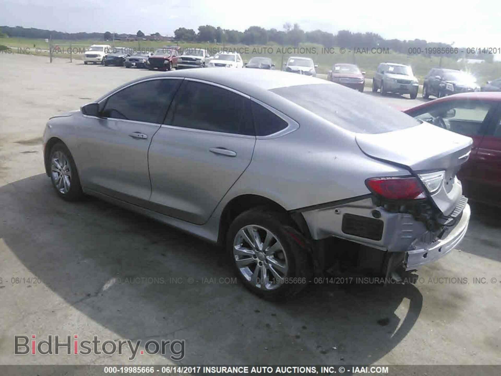 2015 Chrysler 200 - VIN: 1C3CCCAB5FN663621 - Photo 3