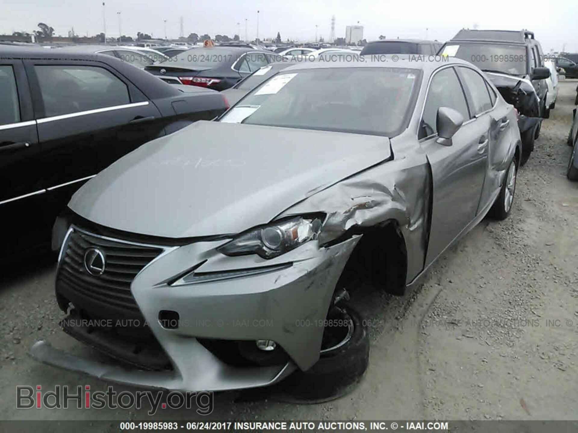 2015 Lexus Is - VIN: JTHBF1D27F5079976 - Photo 2