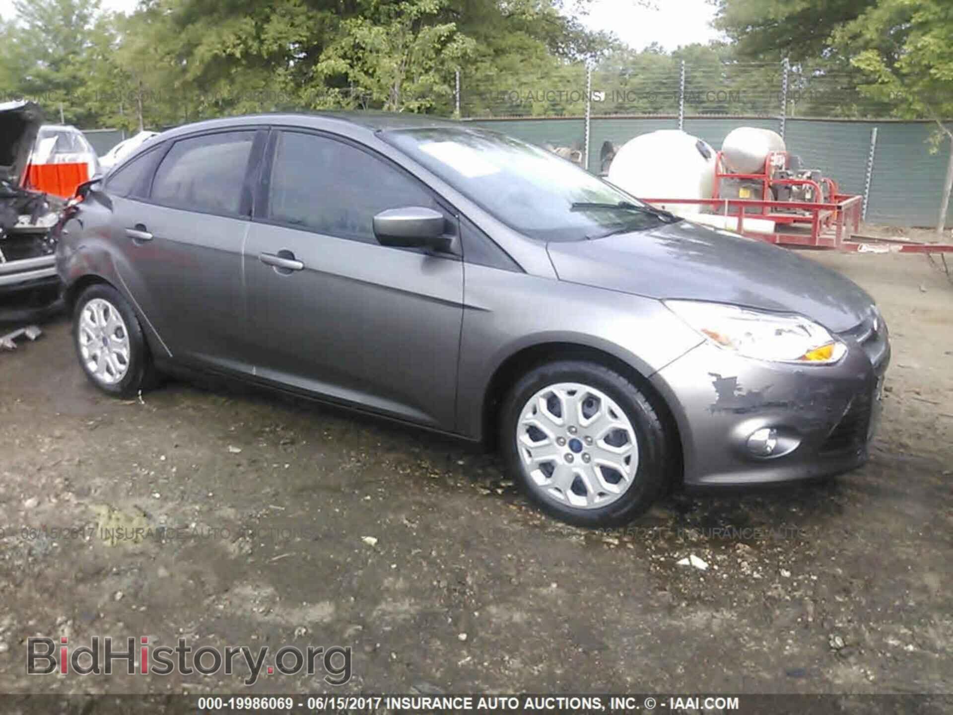 Photo 1FAHP3F26CL367681 - Ford Focus 2012