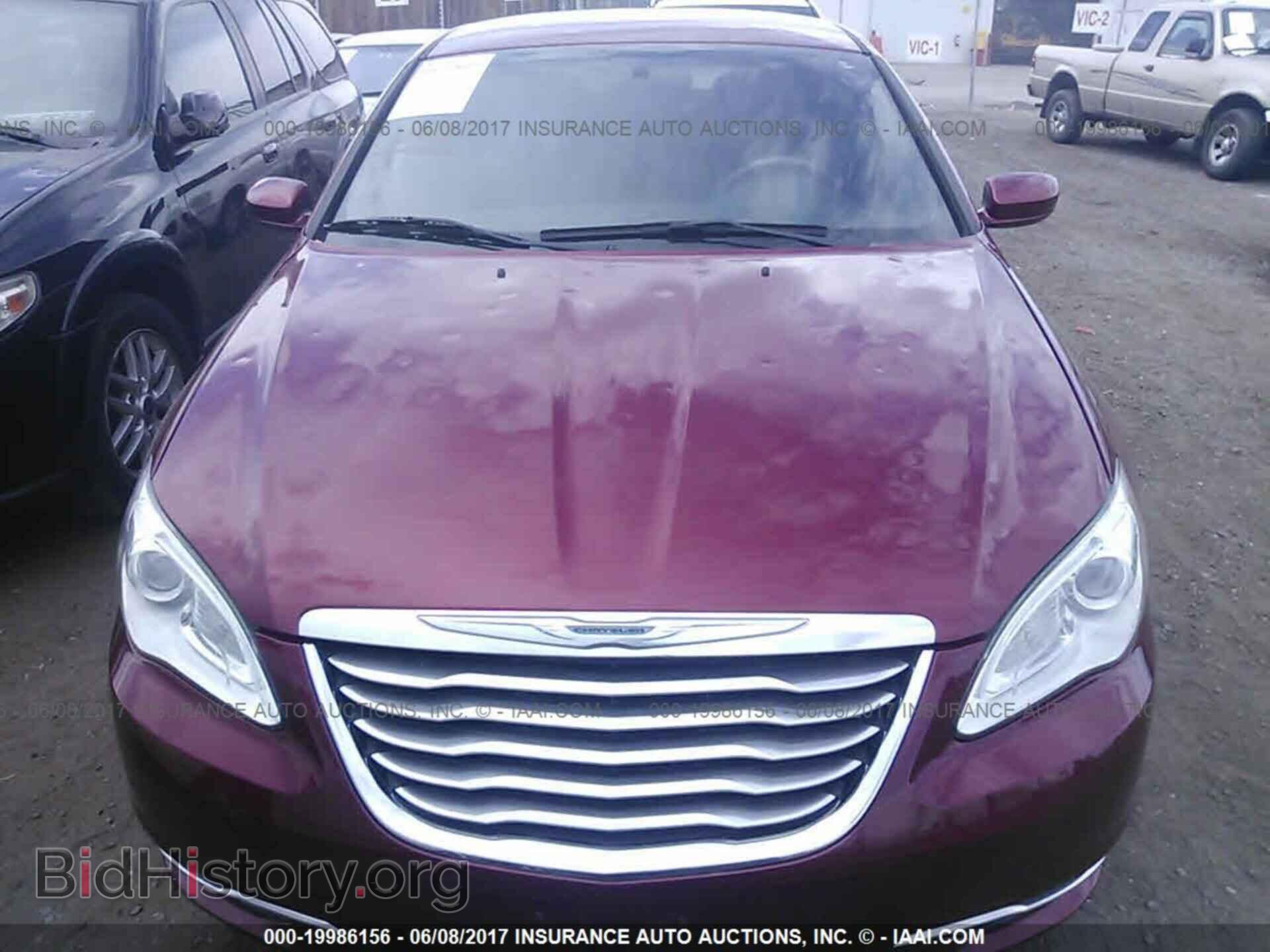 2013 Chrysler 200 - VIN: 1C3CCBBB9DN714723 - Фото 6