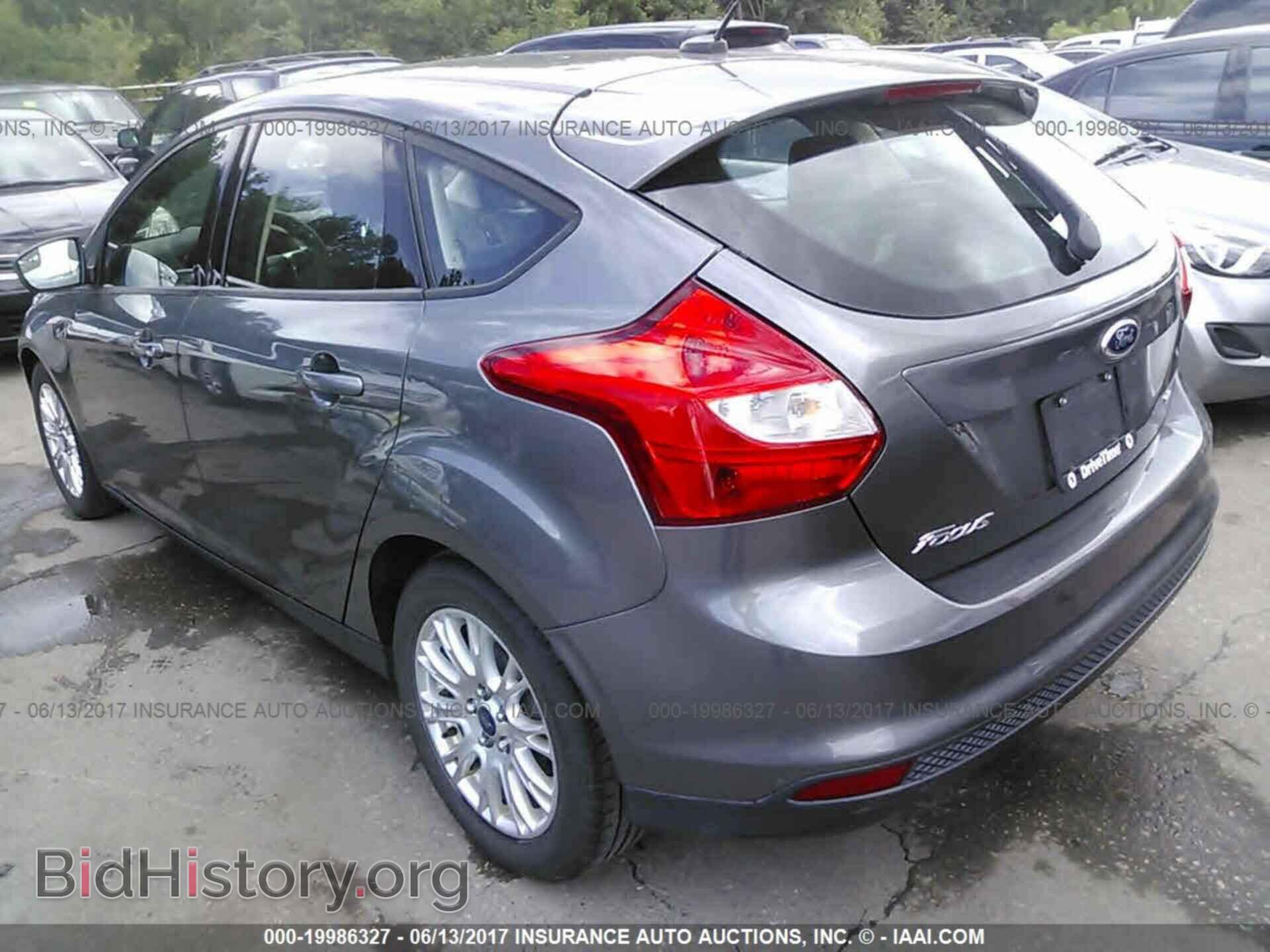 2012 Ford Focus - VIN: 1FAHP3K20CL373076 - Photo 3