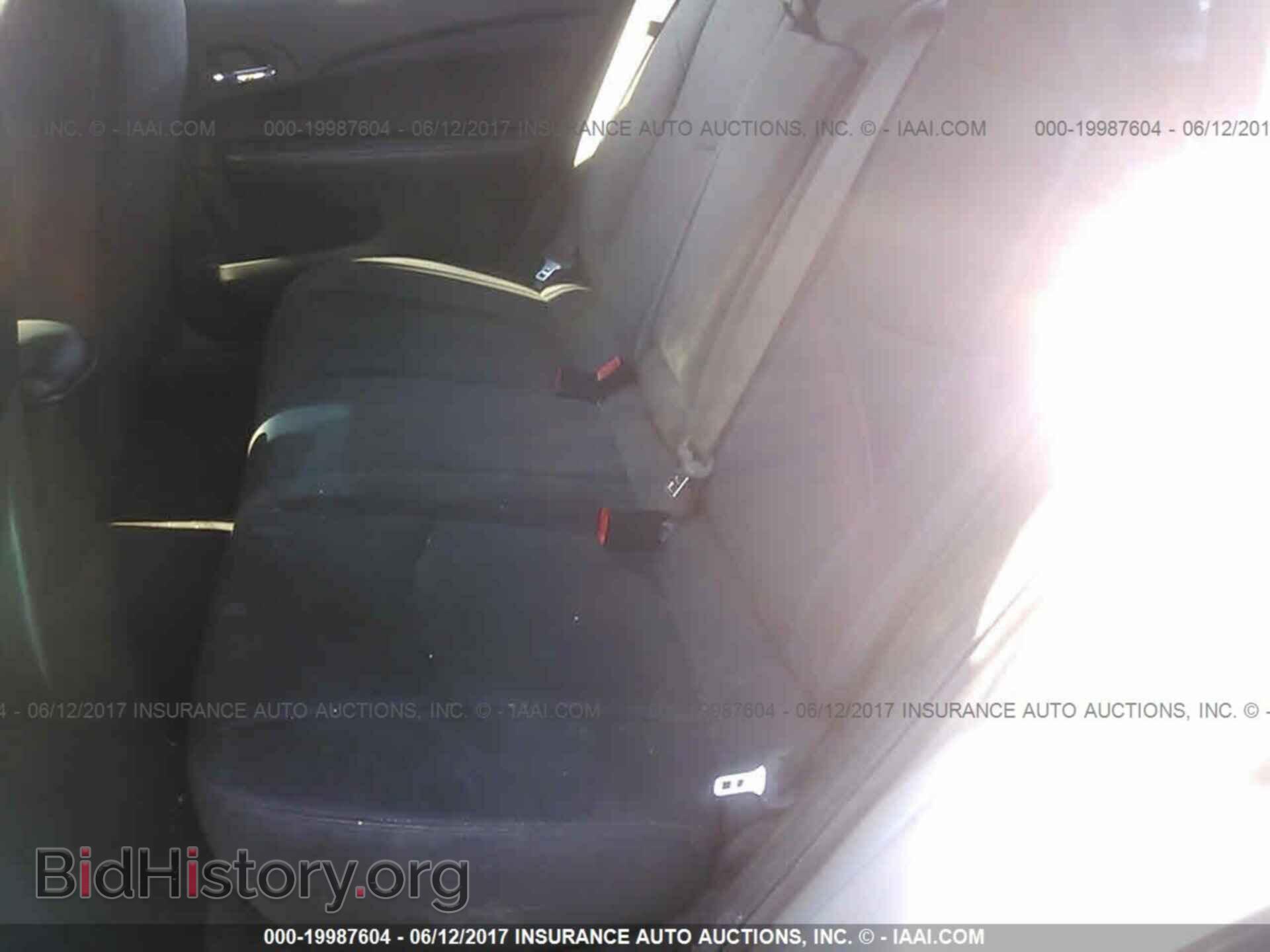 2013 Chrysler 200 - VIN: 1C3CCBBB7DN743492 - Фото 8