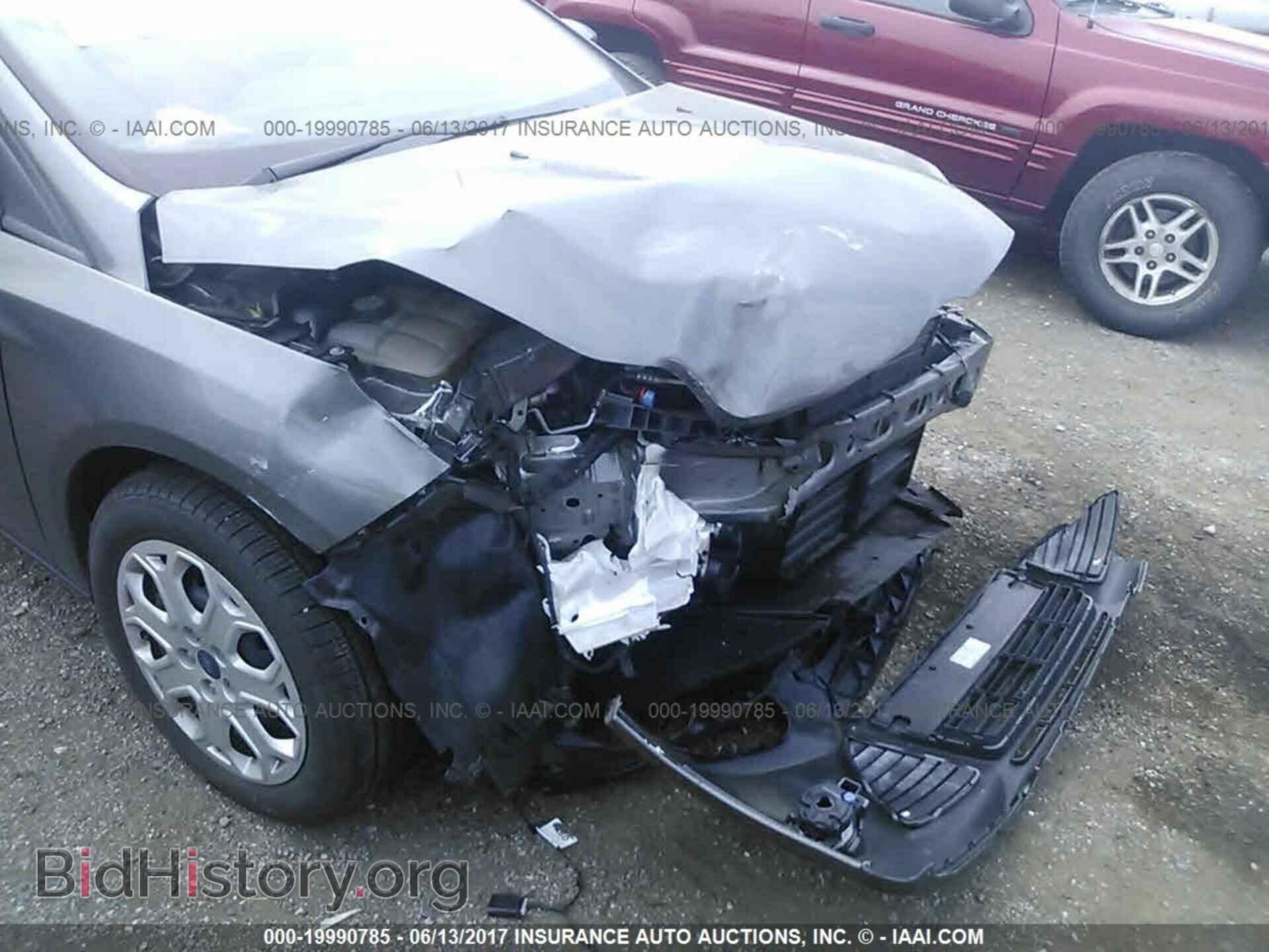 2012 Ford Focus - VIN: 1FAHP3F22CL361280 - Photo 6