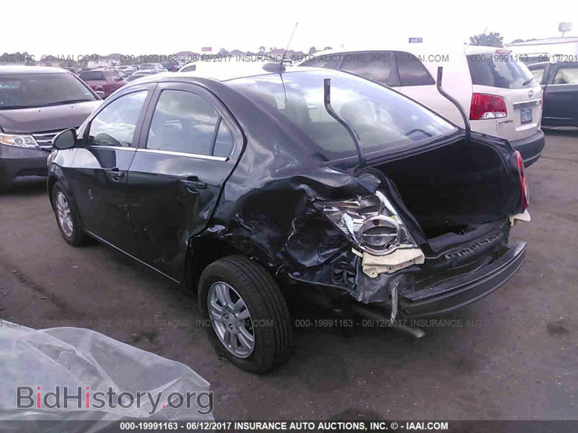 Фотография 1G1JC5SH4F4149145 - Chevrolet Sonic 2015