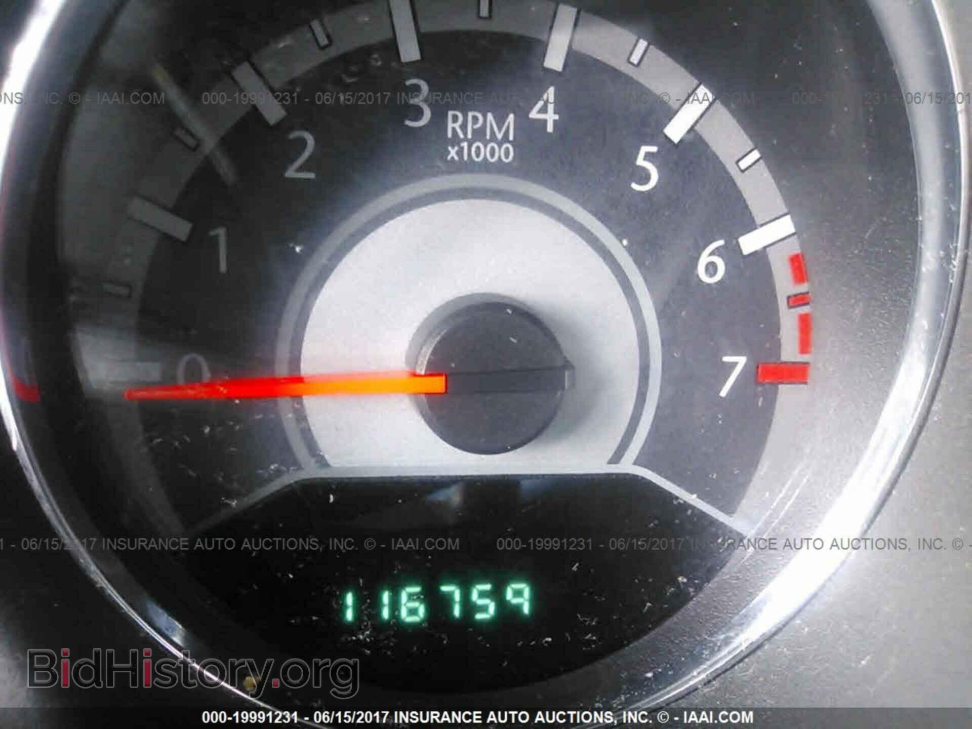 2011 Chrysler 200 - VIN: 1C3BC4FB9BN566720 - Photo 7