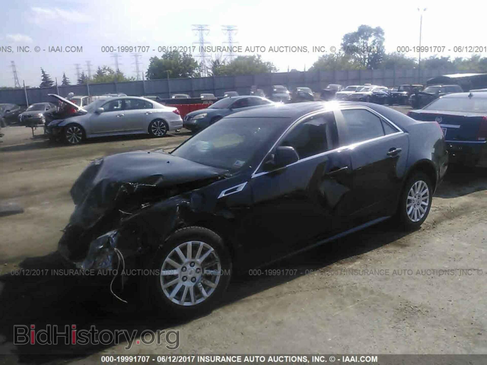 2011 Cadillac Cts - VIN: 1G6DG5EY9B0121480 - Фото 2
