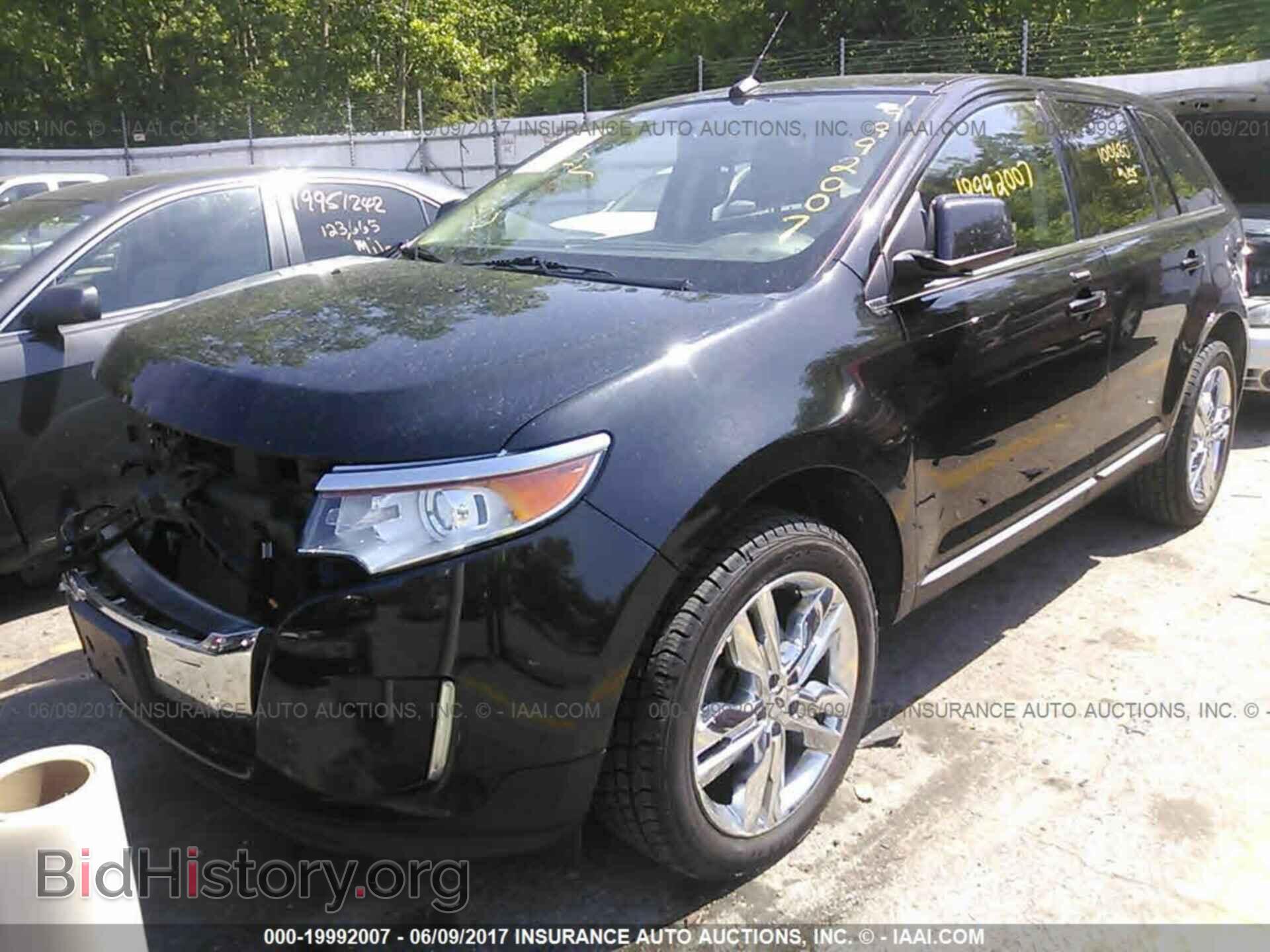 2011 Ford Edge - VIN: 2FMDK3KC6BBA69003 - Photo 2