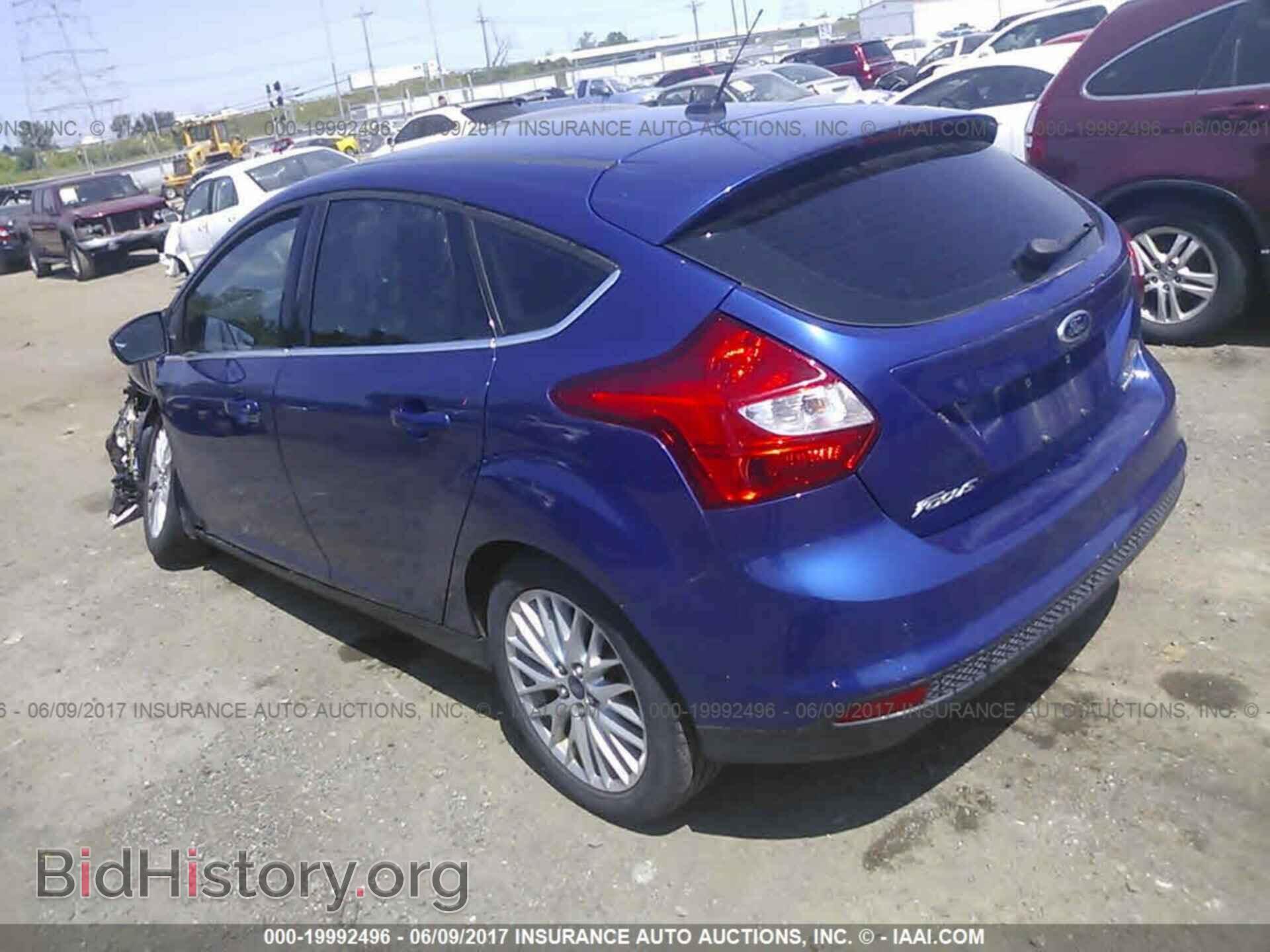 2012 Ford Focus - VIN: 1FAHP3M22CL392760 - Photo 3