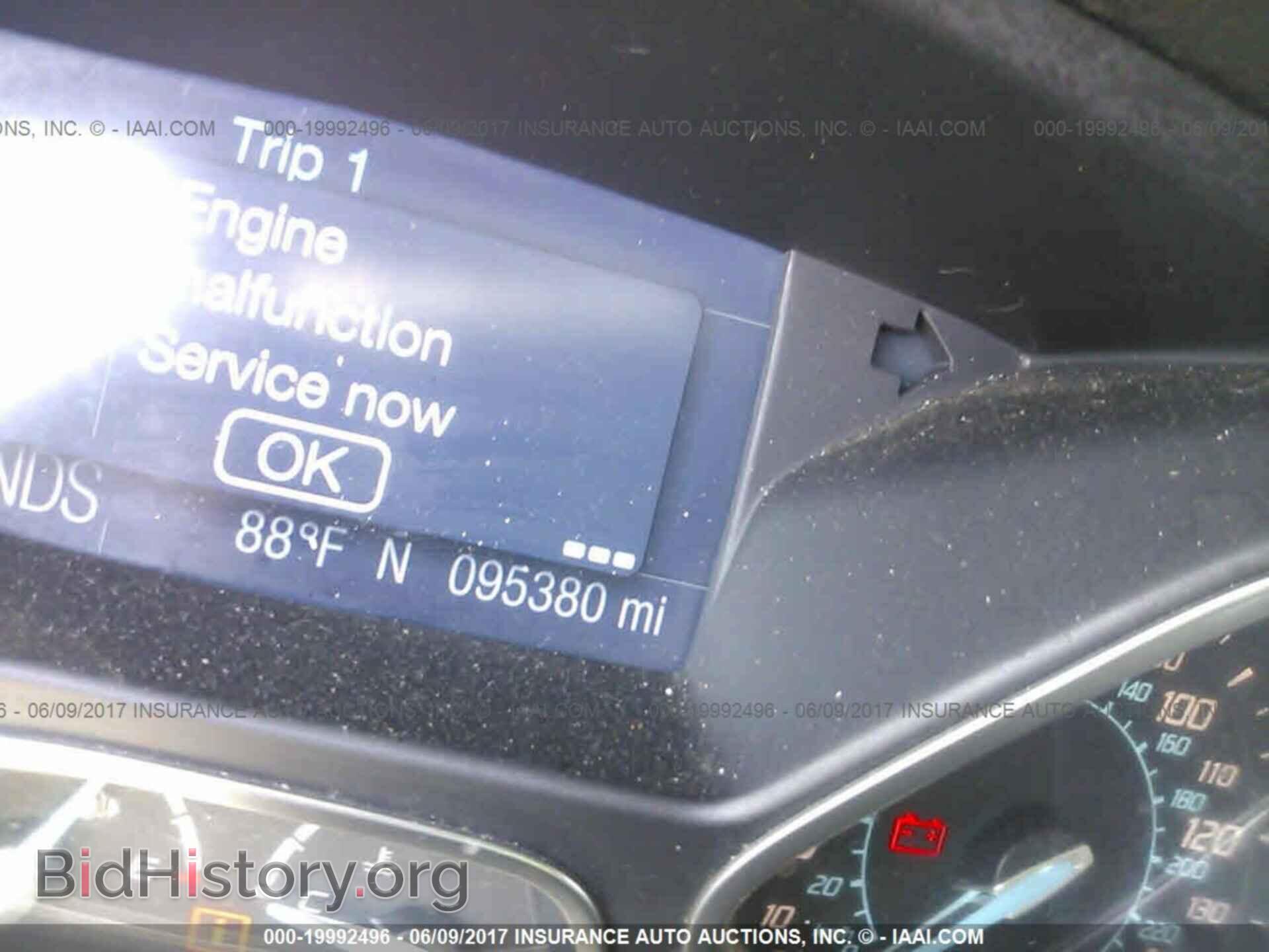 2012 Ford Focus - VIN: 1FAHP3M22CL392760 - Photo 7