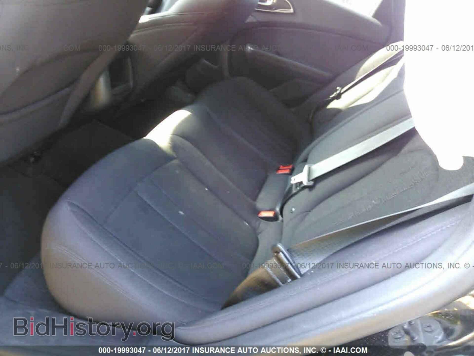 2015 Chrysler 200 - VIN: 1C3CCCAB7FN575332 - Фото 8