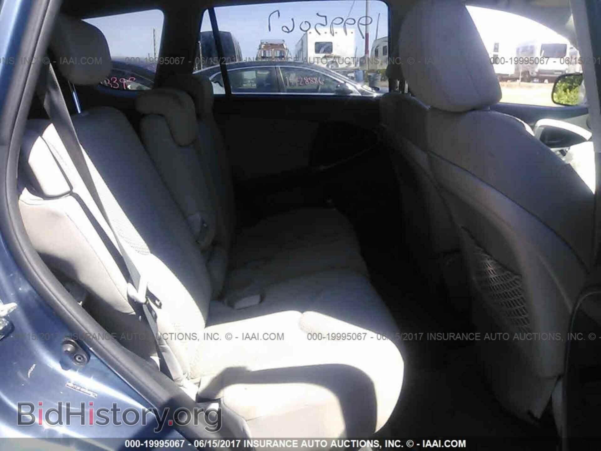 2011 Toyota Rav4 - VIN: 2T3BF4DV2BW096779 - Photo 8