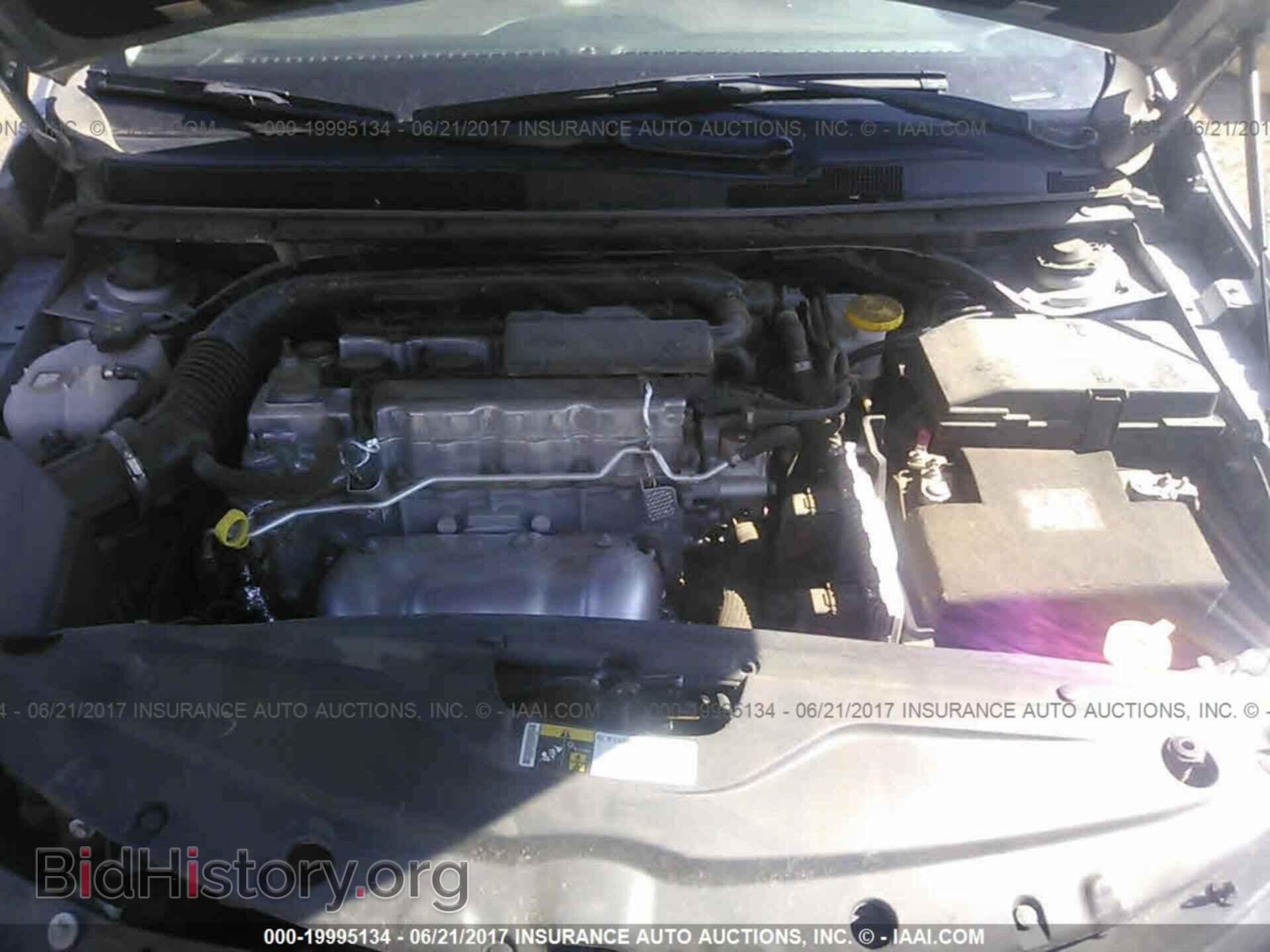 2015 Chrysler 200 - VIN: 1C3CCCFB8FN587790 - Photo 10