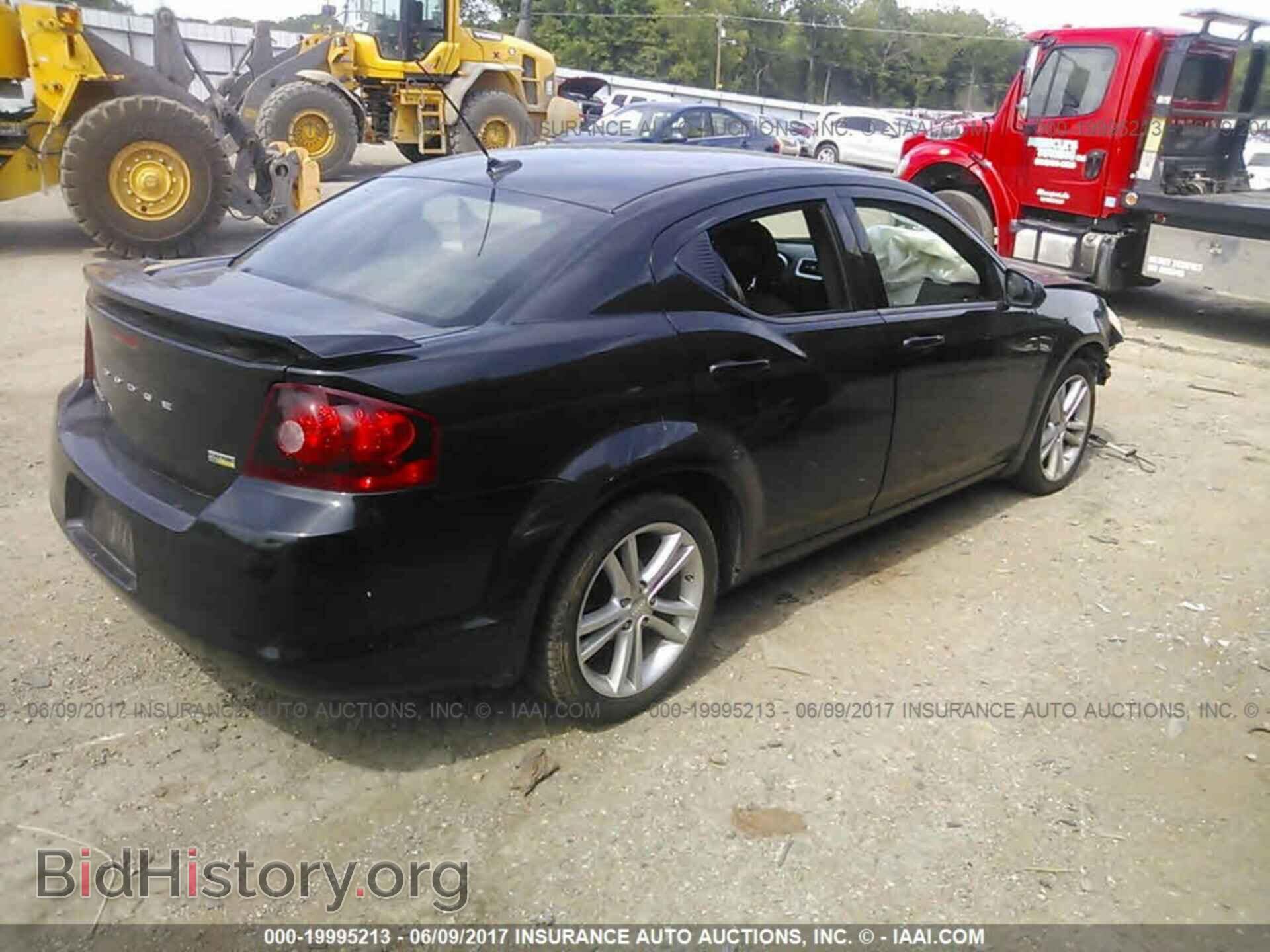 2011 Dodge Avenger - VIN: 1B3BD1FG5BN510388 - Photo 4