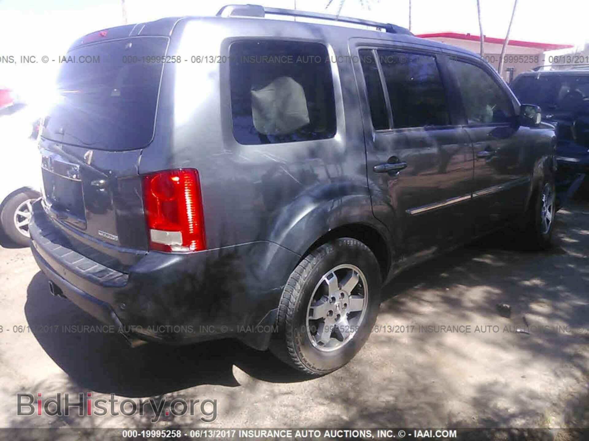 2011 Honda Pilot - VIN: 5FNYF3H9XBB025000 - Photo 4