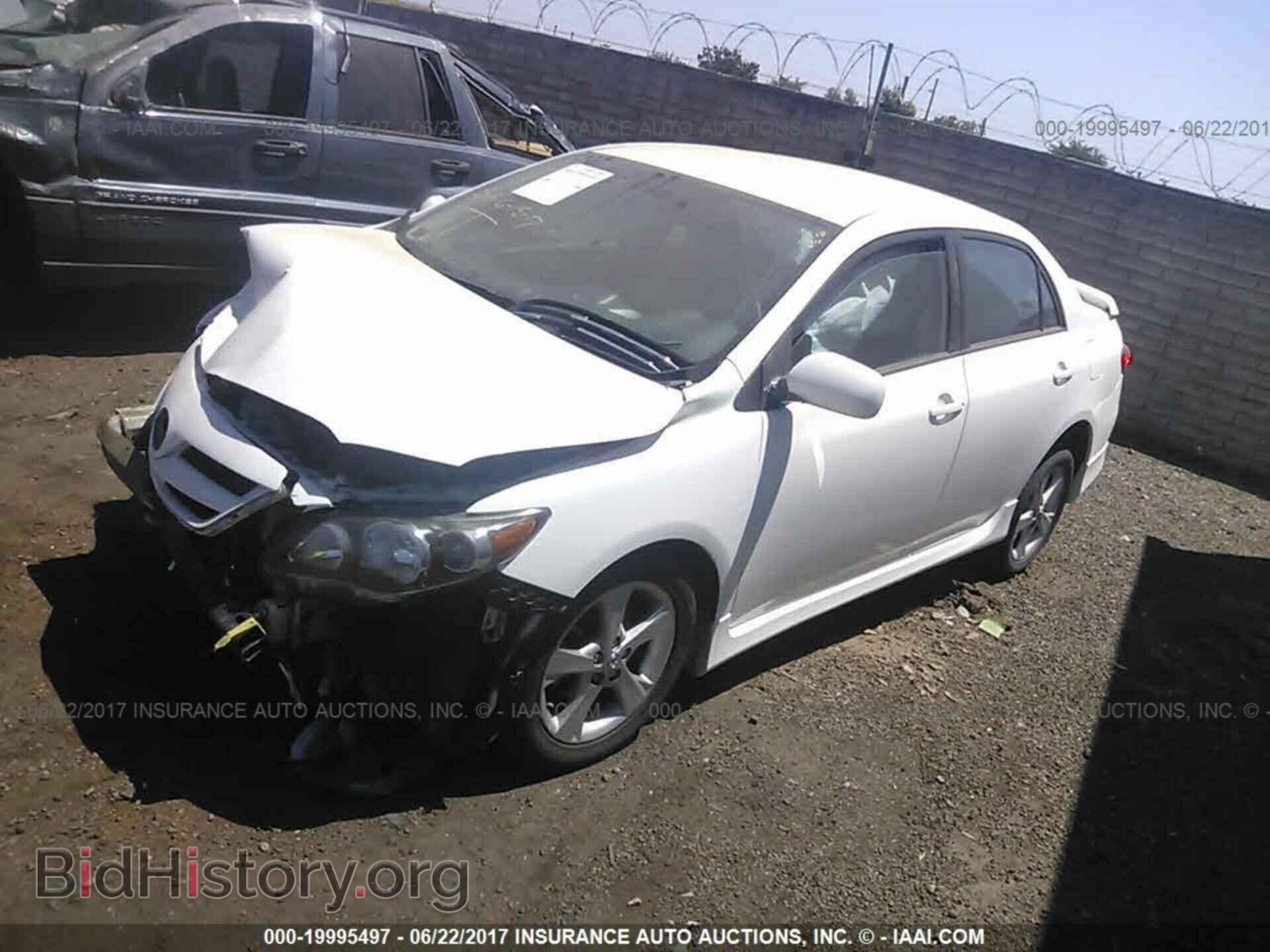 2013 Toyota Corolla - VIN: 5YFBU4EEXDP138018 - Фото 2