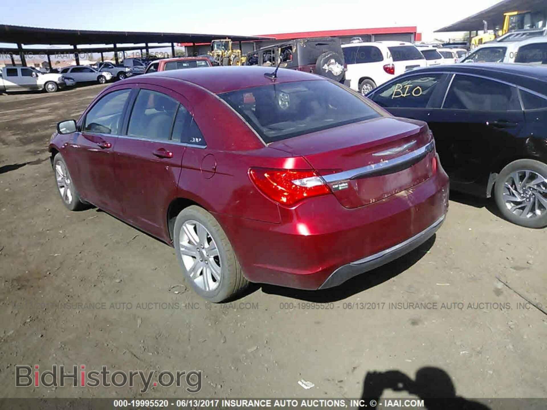 2013 Chrysler 200 - VIN: 1C3CCBAB8DN639840 - Фото 3