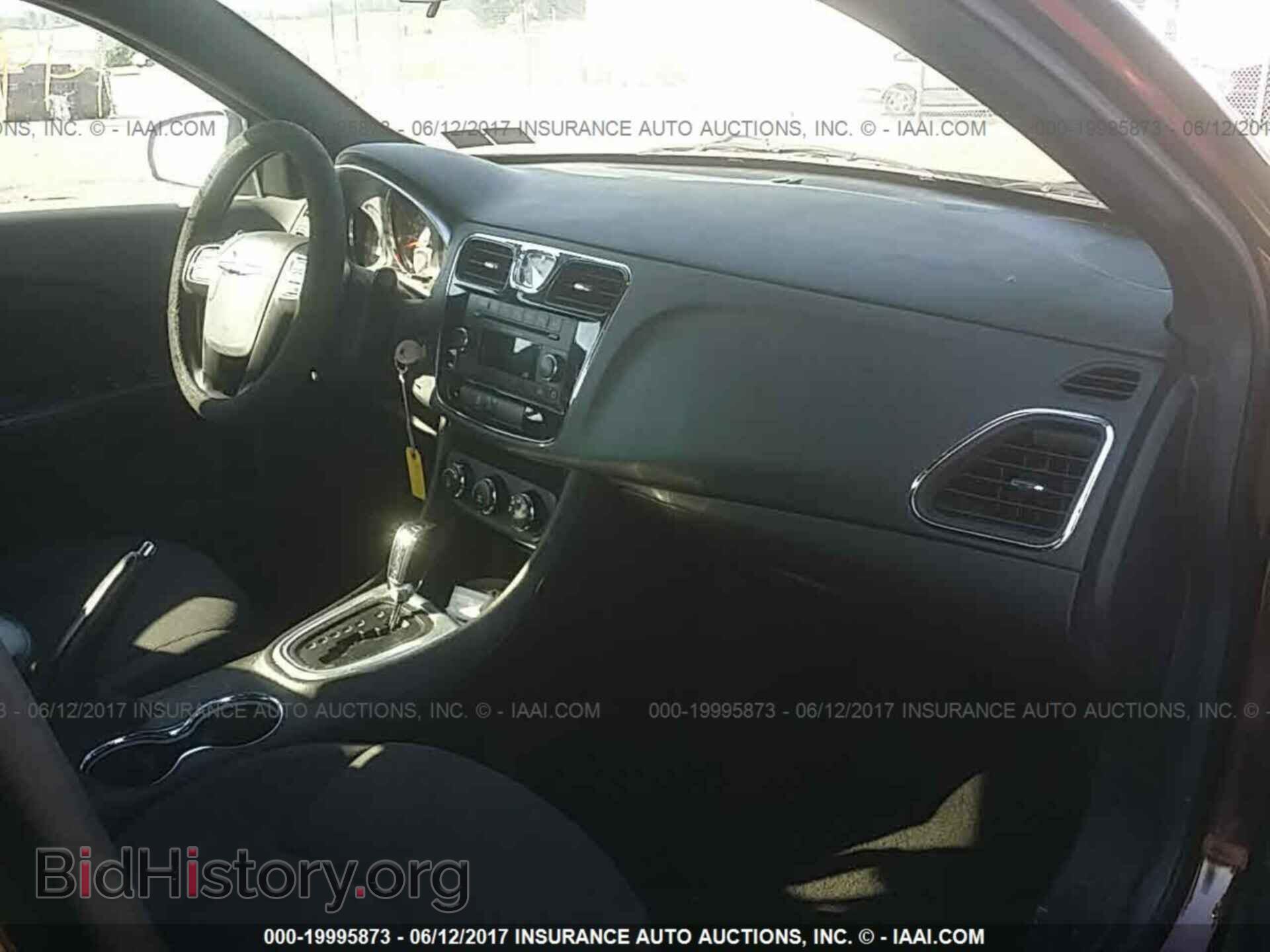 2013 Chrysler 200 - VIN: 1C3CCBAB1DN561045 - Photo 5
