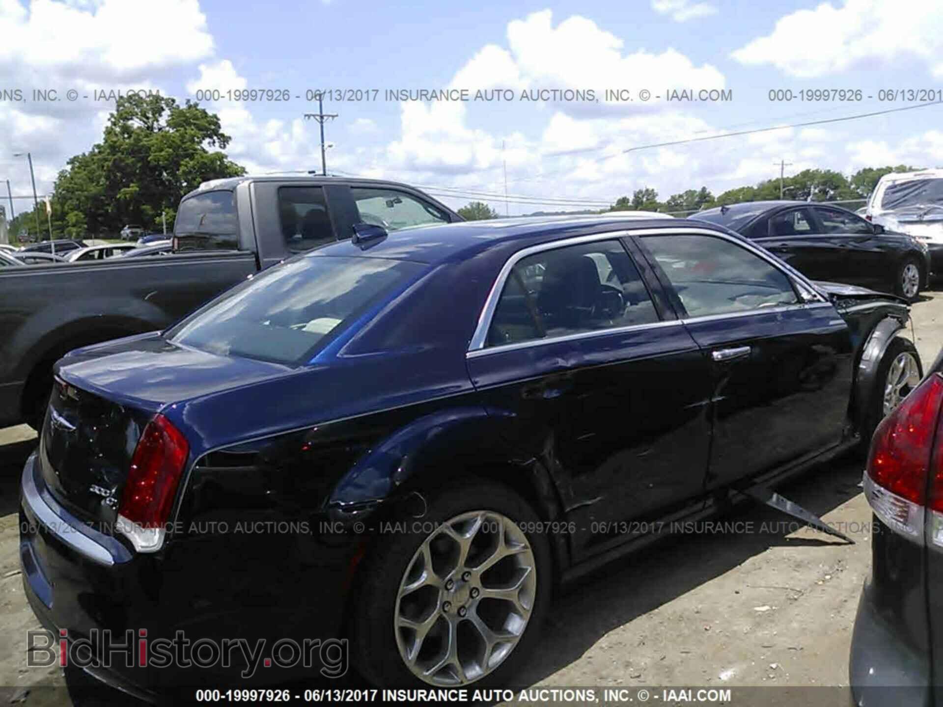 2017 Chrysler 300c - VIN: 2C3CCAPT9HH512006 - Фото 4