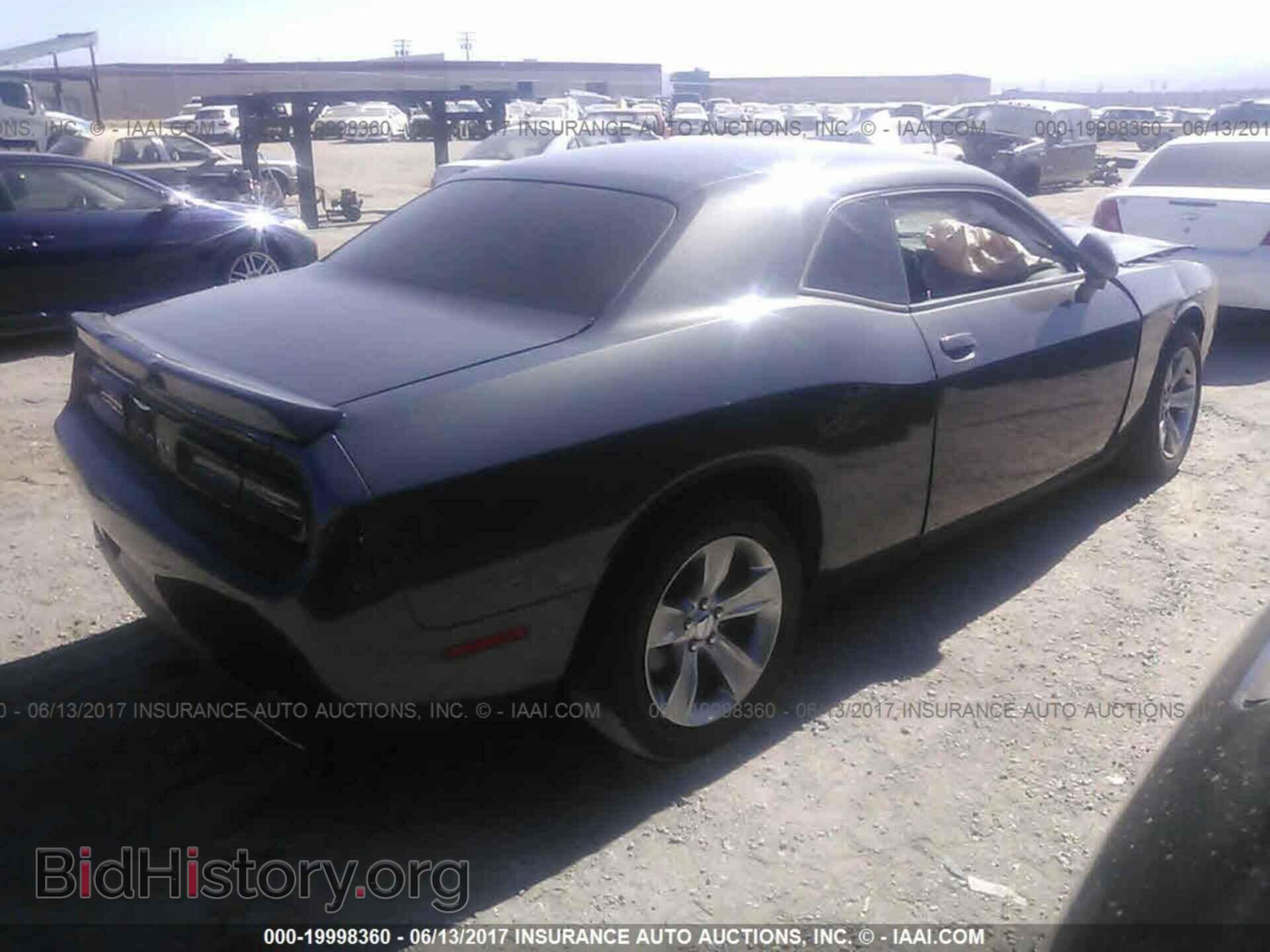 2016 Dodge Challenger - VIN: 2C3CDZAG6GH353676 - Photo 4
