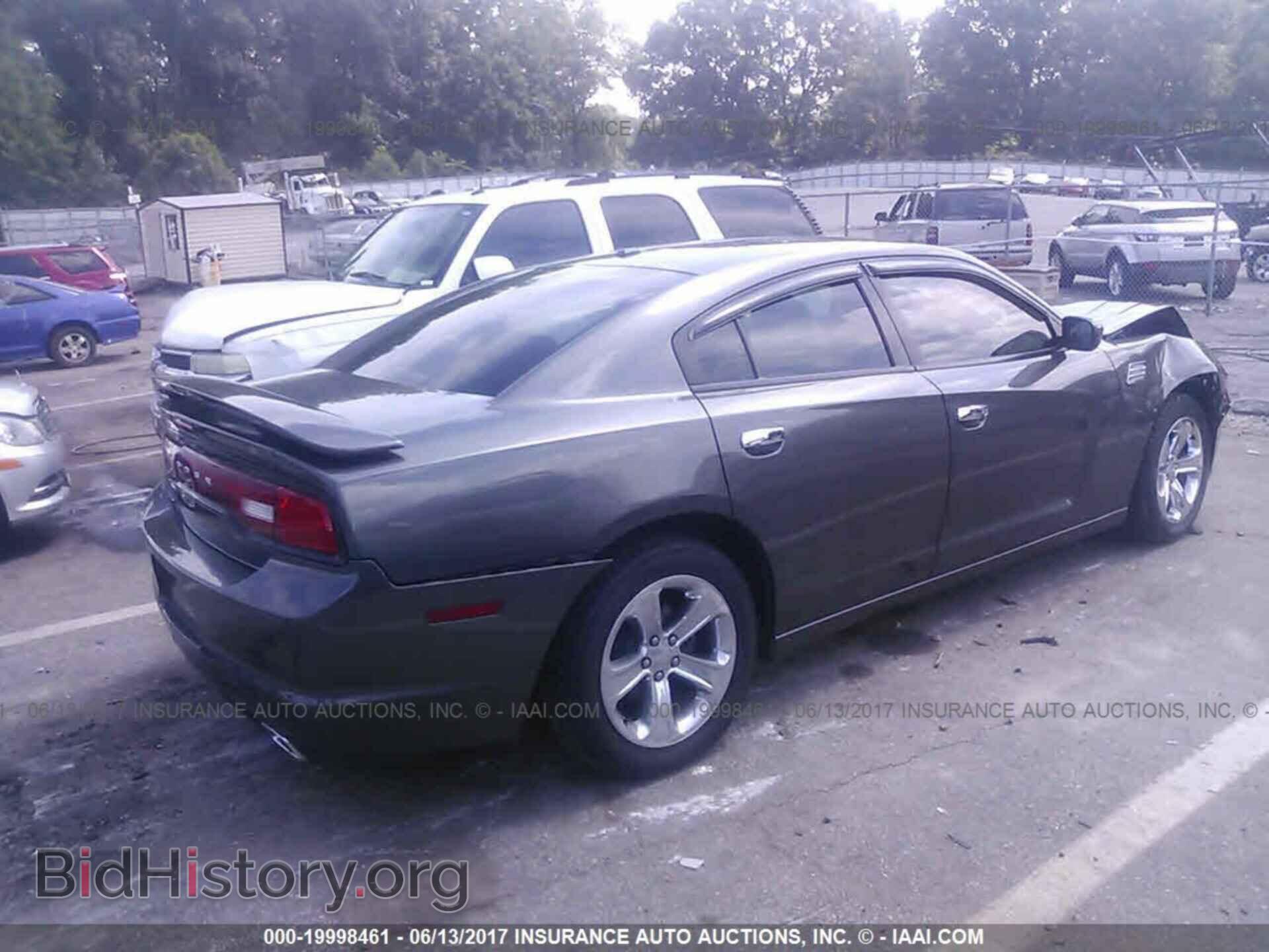 2013 Dodge Charger - VIN: 2C3CDXHG9DH557474 - Фото 4
