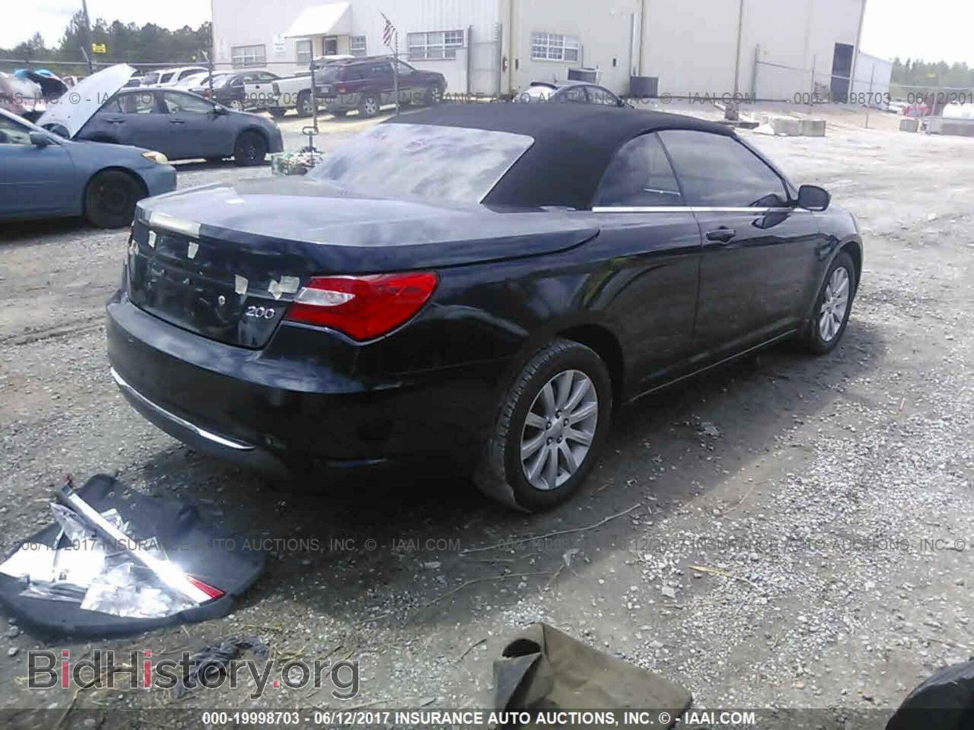 2012 Chrysler 200 - VIN: 1C3BCBEB1CN135229 - Фото 4