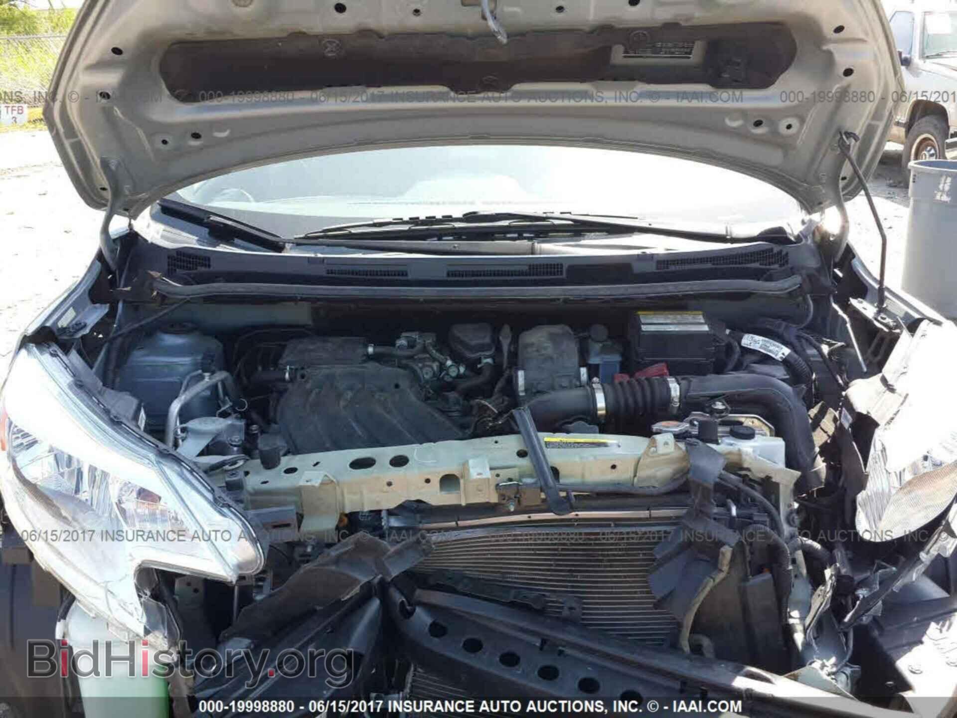 2015 Nissan Versa note - VIN: 3N1CE2CP7FL444364 - Photo 10