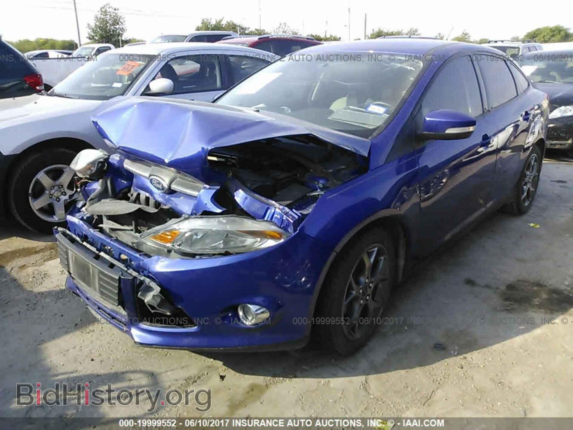2013 Ford Focus - VIN: 1FADP3F29DL344833 - Фото 2