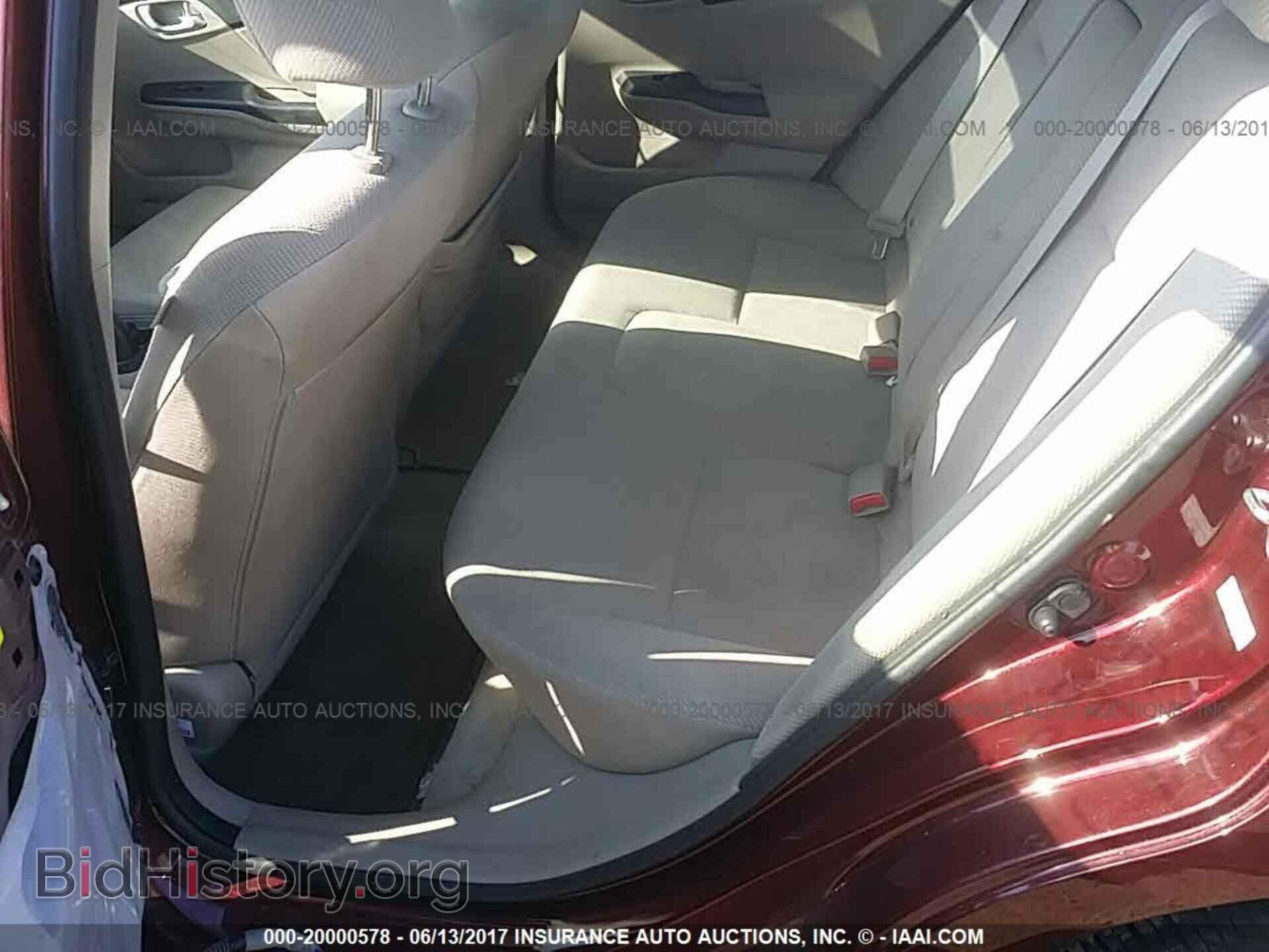 2012 Honda Civic - VIN: JHMFB2F89CS002785 - Photo 8