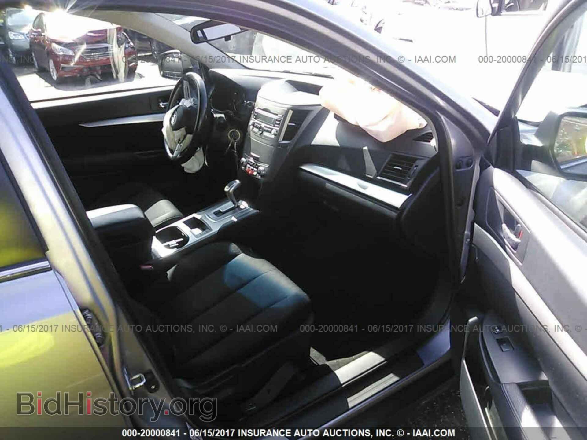 2011 Subaru Outback - VIN: 4S4BRCBC0B3351785 - Фото 5